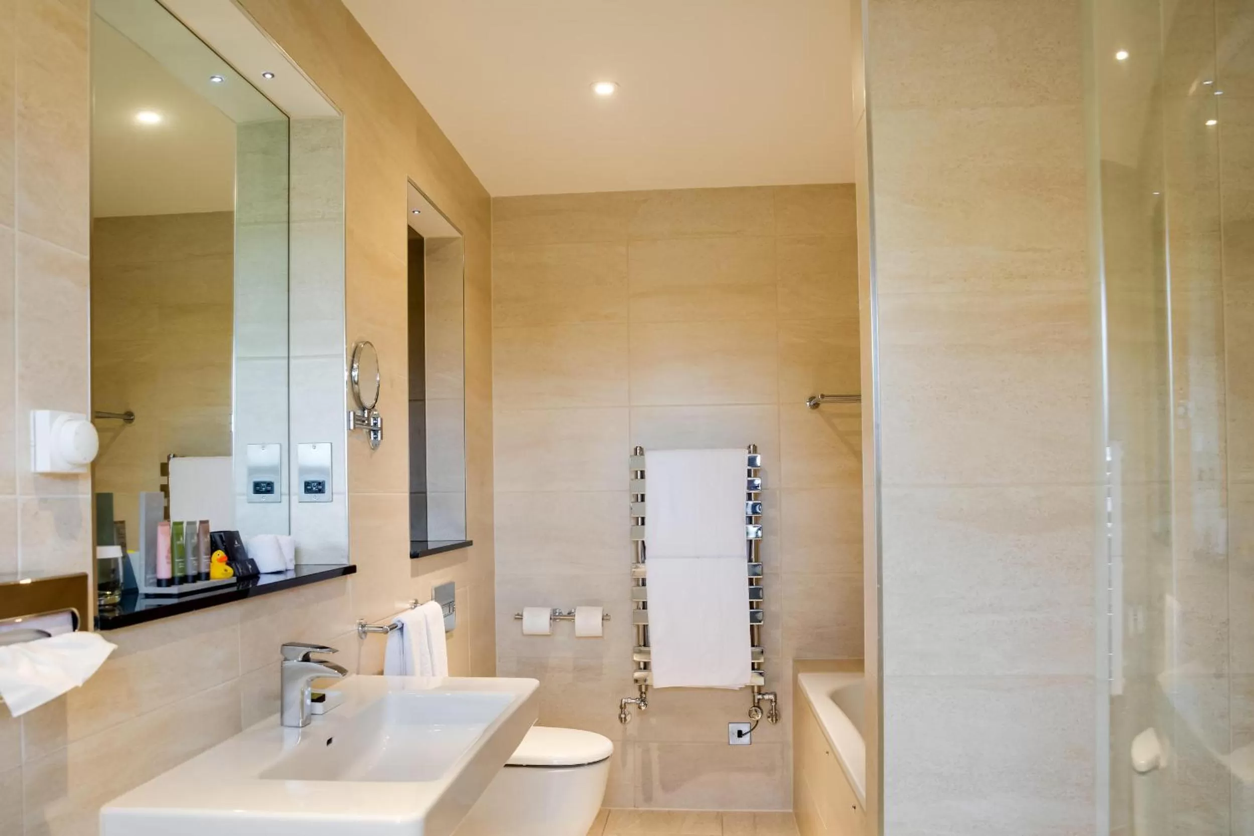 Bathroom in Oakley Hall Hotel