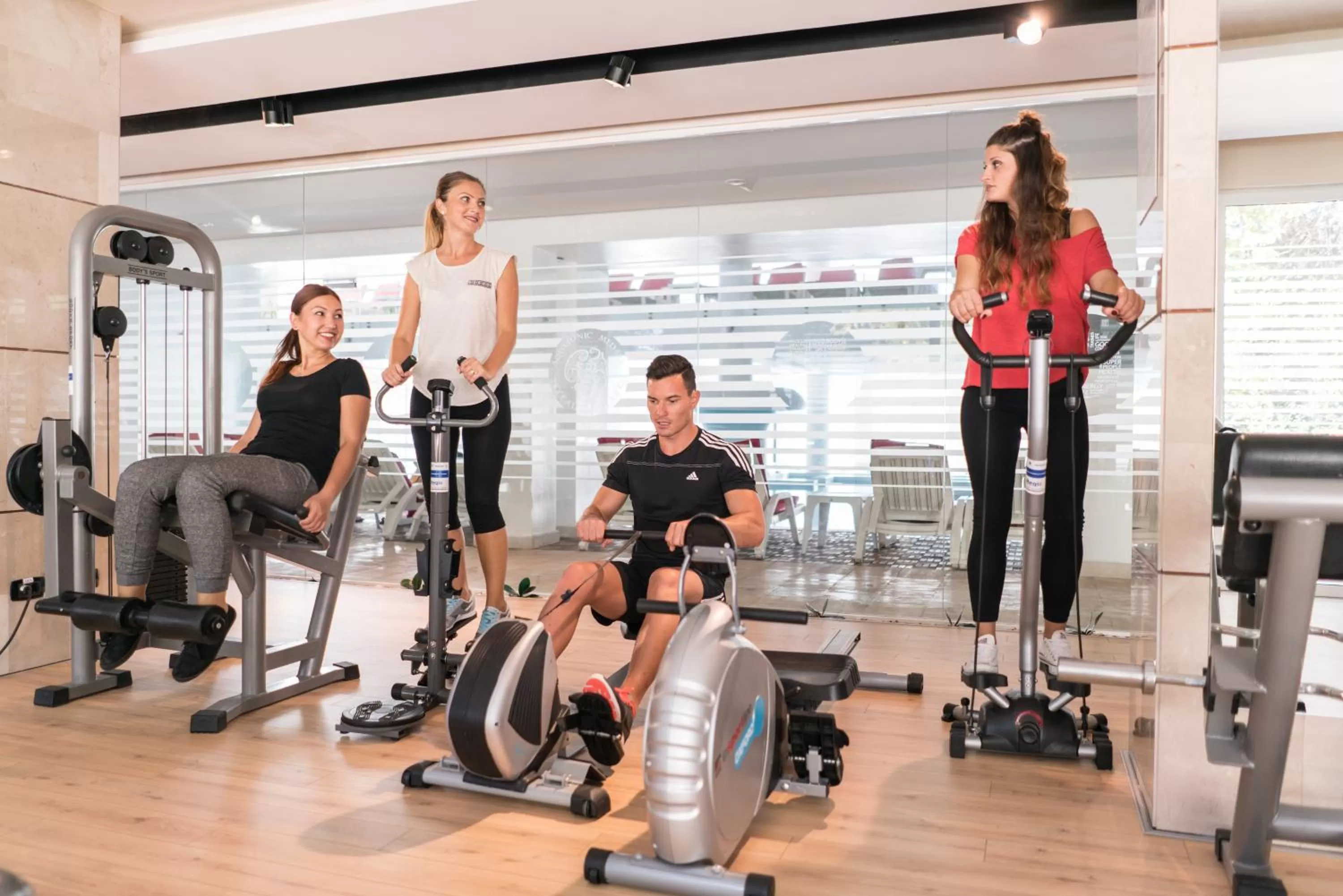 Staff in Aqvatonic Hotel - Steaua de Mare