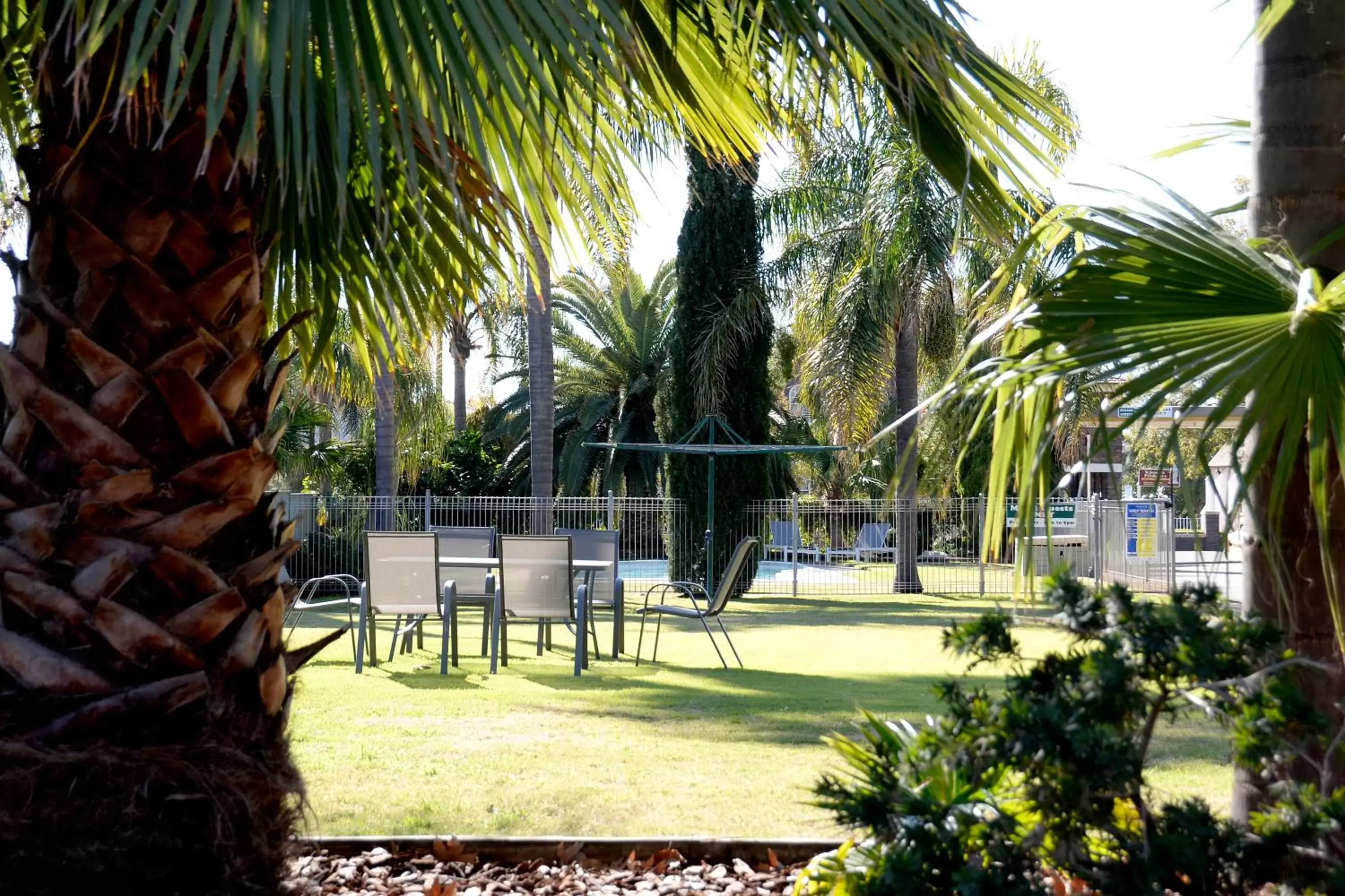 Garden in Billabong Motel