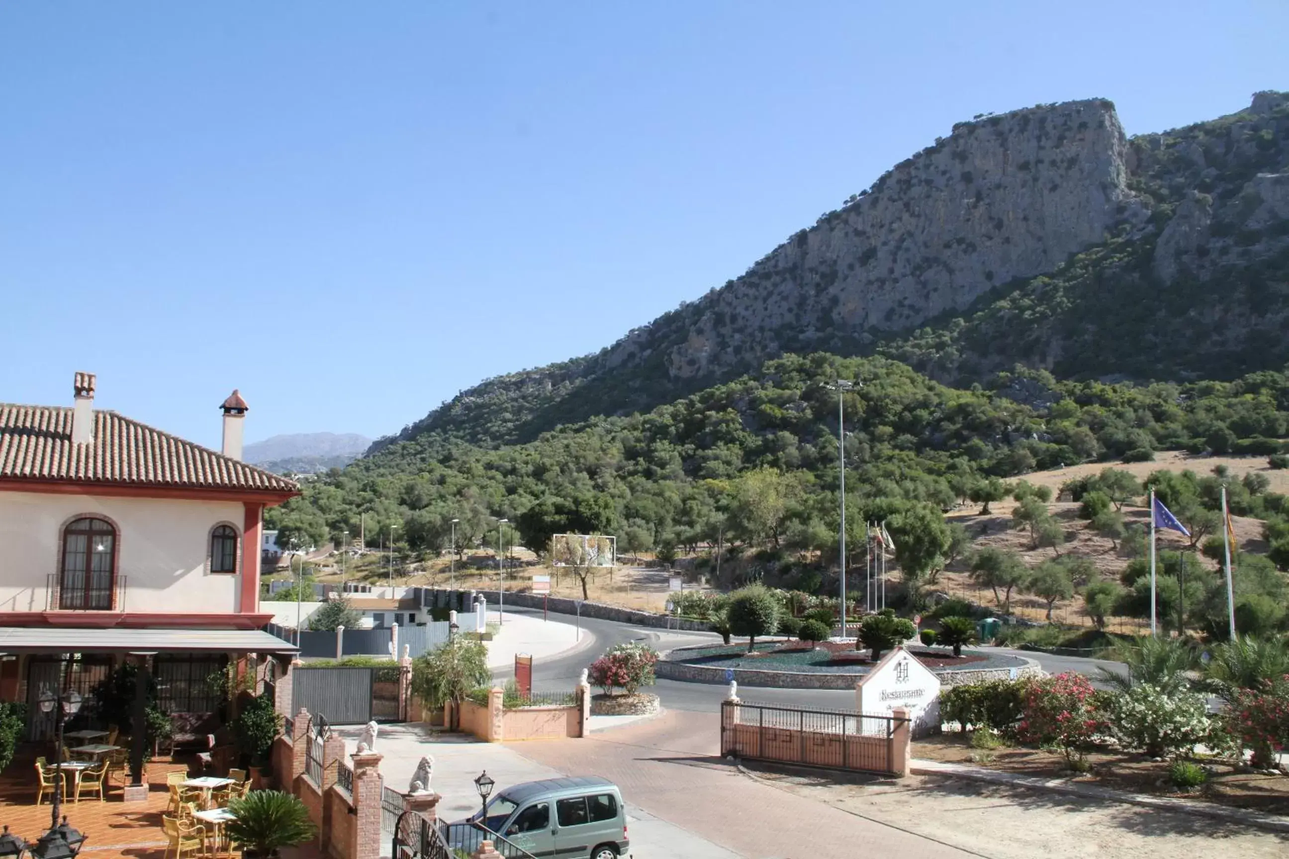 Facade/entrance, Mountain View in Hotel Sierra de Ubrique