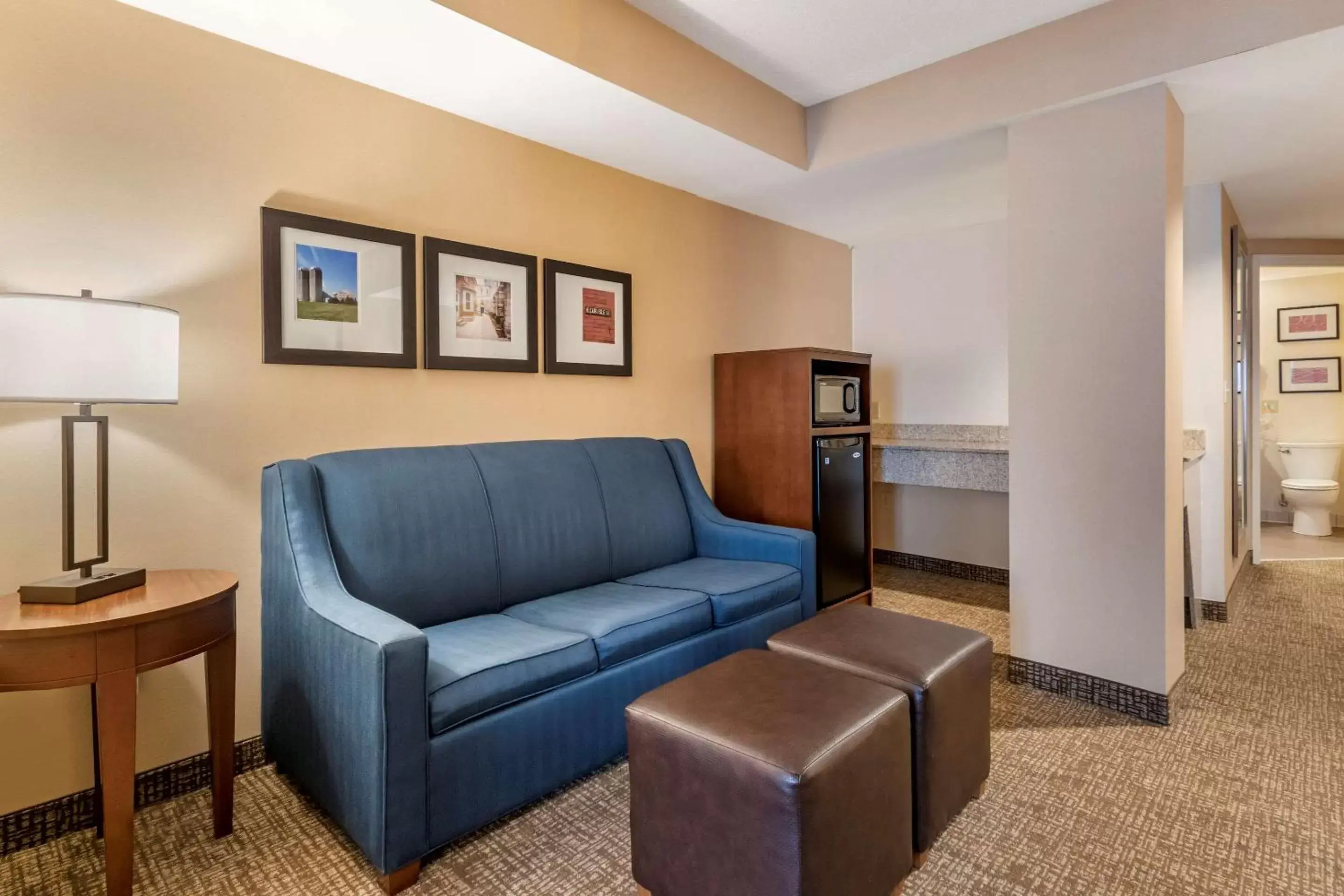 Double Suite with Two Double Beds - Non-Smoking in Comfort Suites Downtown Carlisle Double Suite with Two Double Beds - Non-Smoking in Comfort Suites Downtown Carlisle