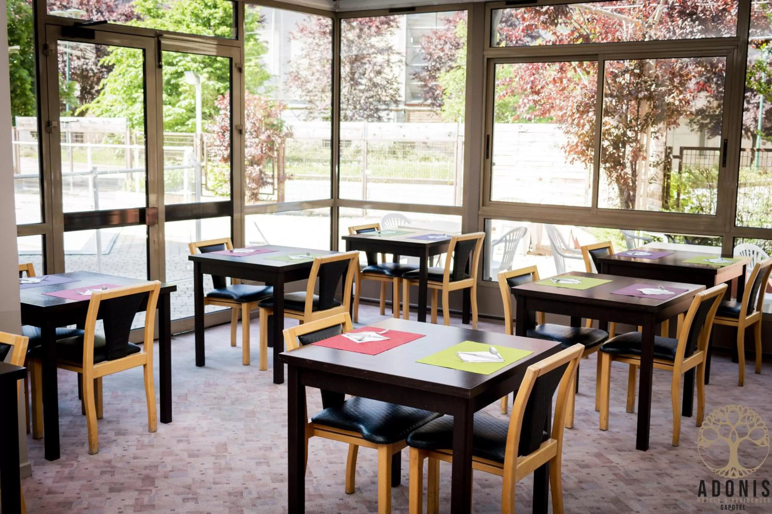 Breakfast in Adonis Gapotel