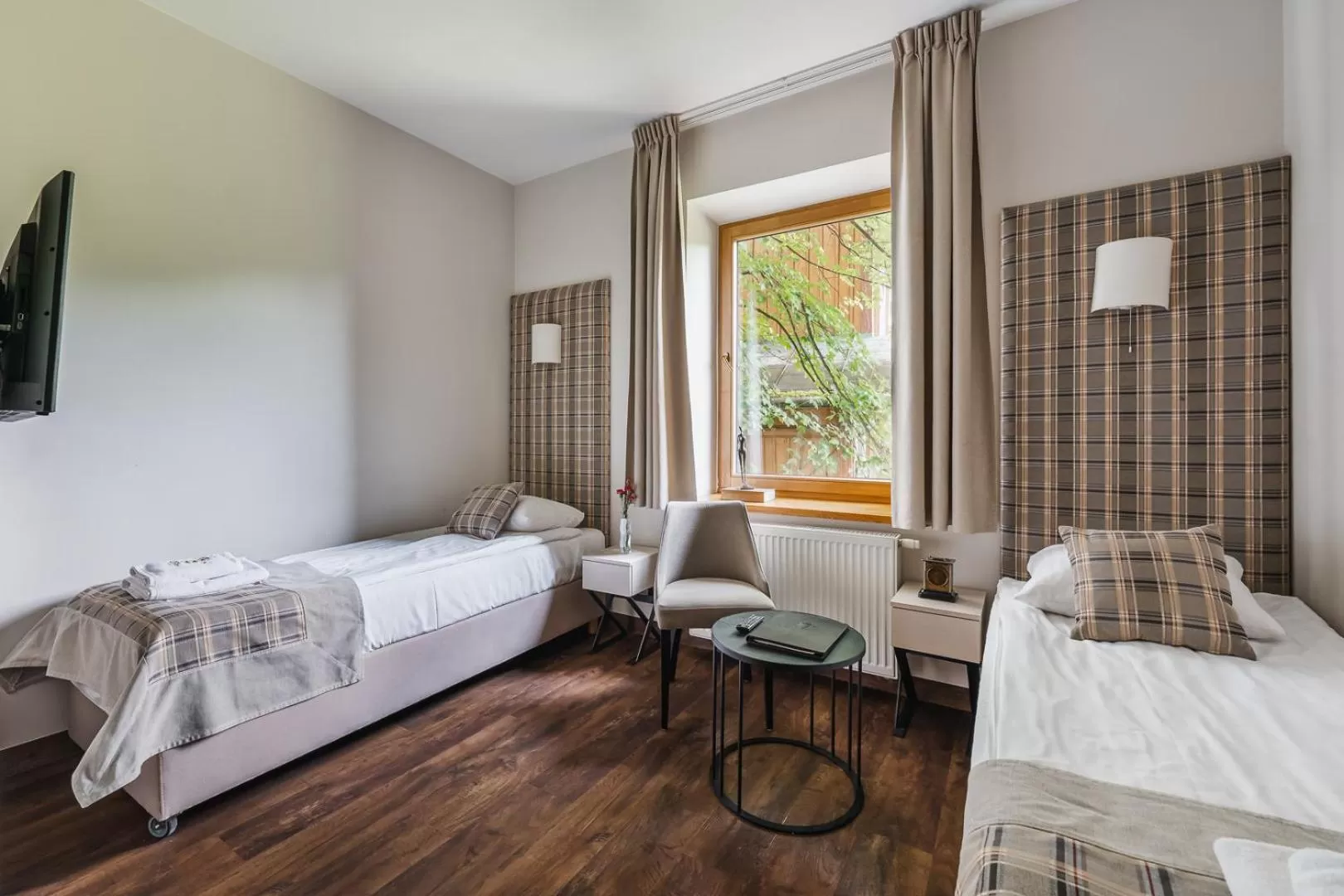 Bedroom, Bed in Hotel Batory