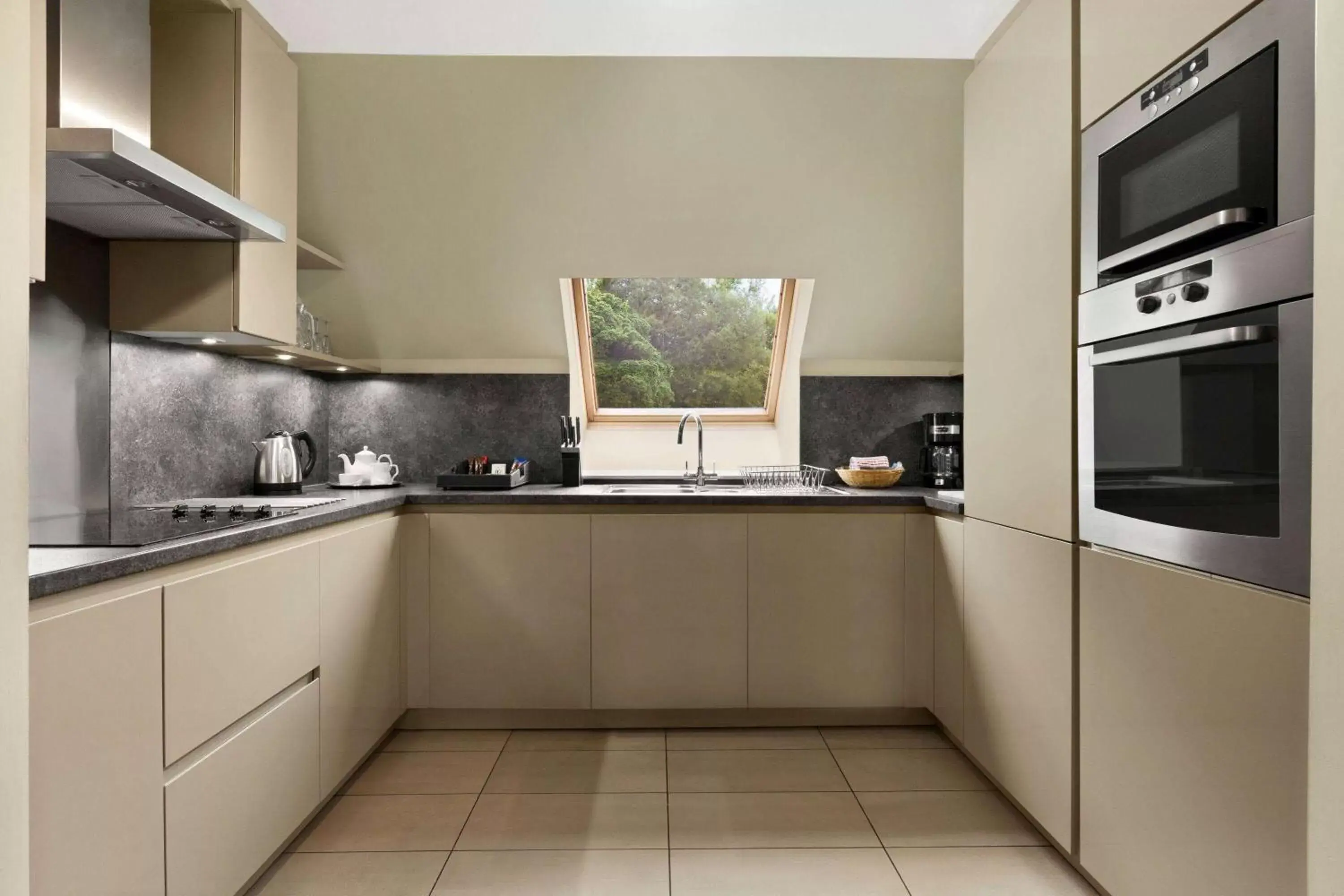 Kitchen or kitchenette, Kitchen/Kitchenette in Wyndham Duchally Country Estate