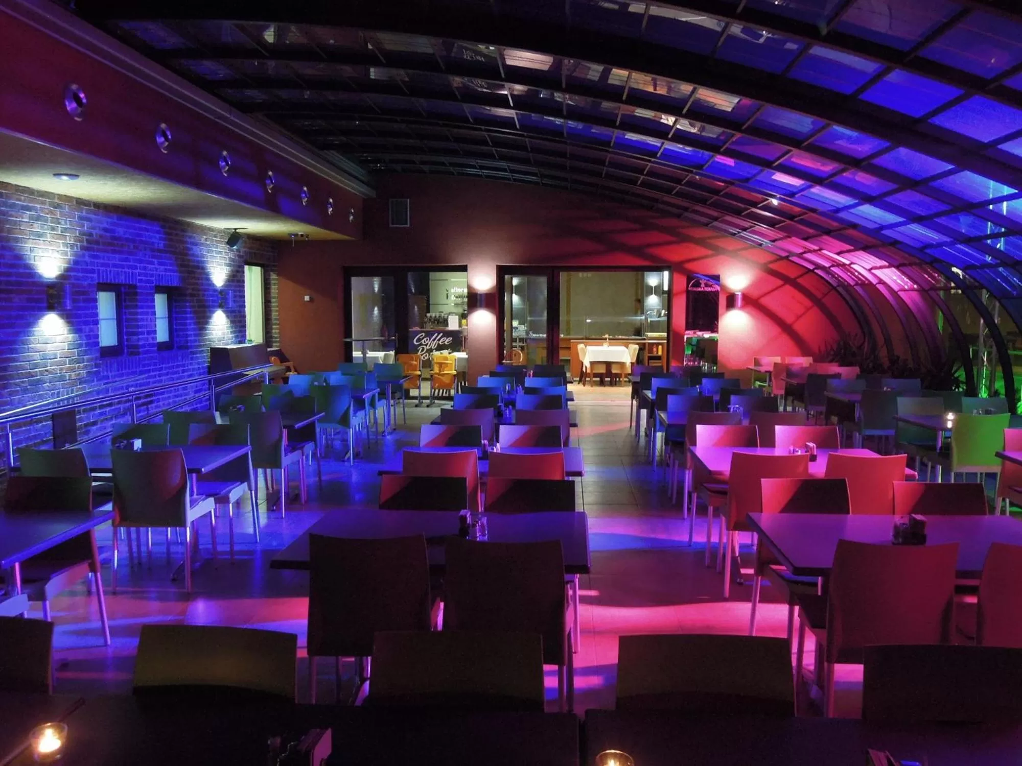 Restaurant/places to eat in OREA Resort Panorama Moravský kras