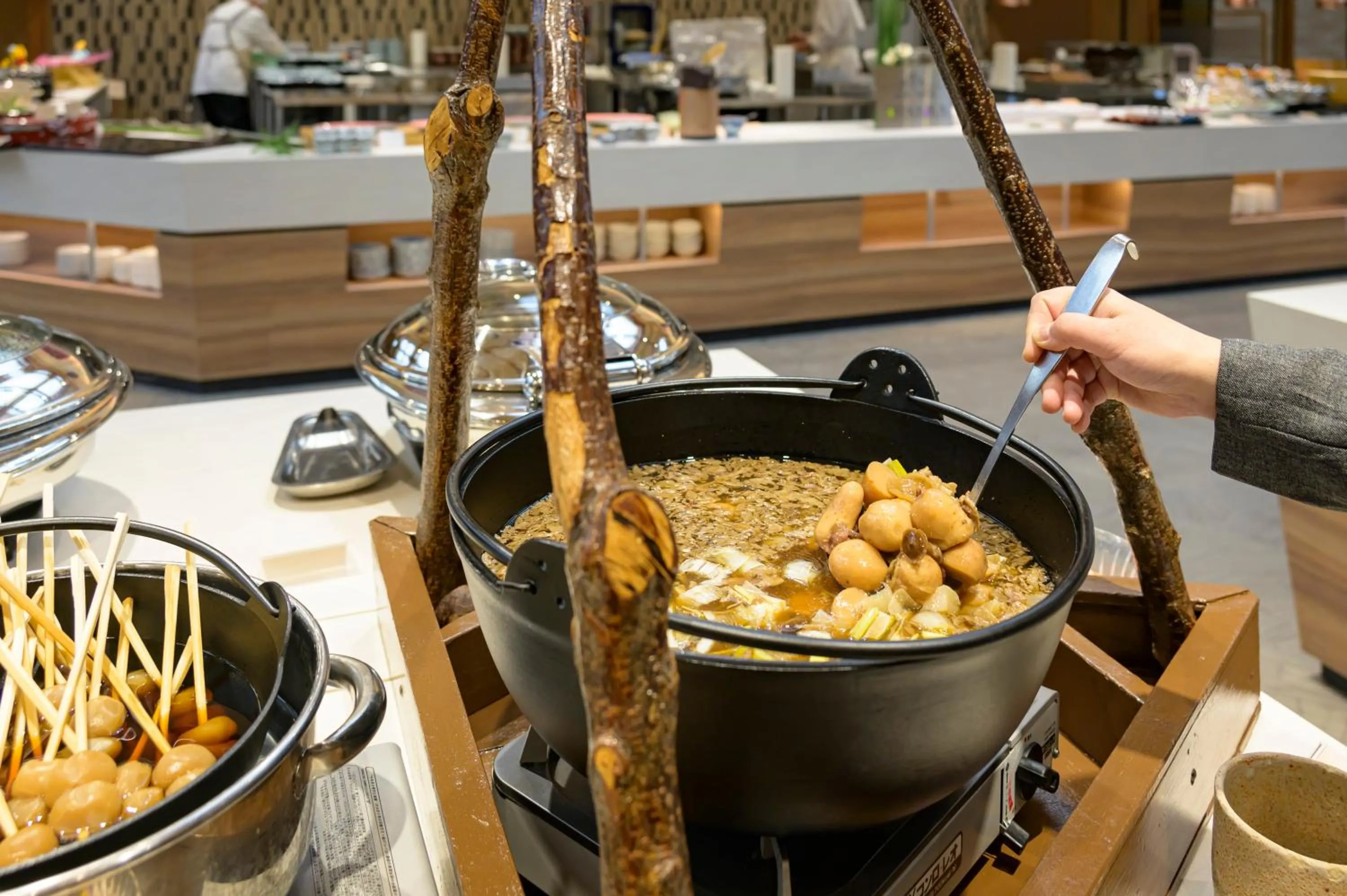 Food and drinks in Senkeien Tsukioka Hotel