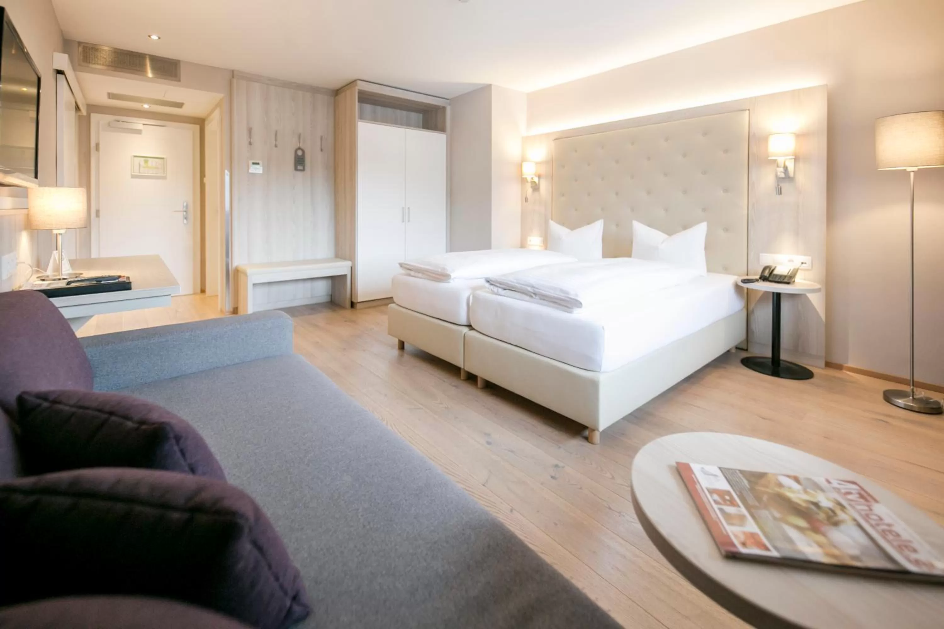 Photo of the whole room, Bed in Hotel Sailer