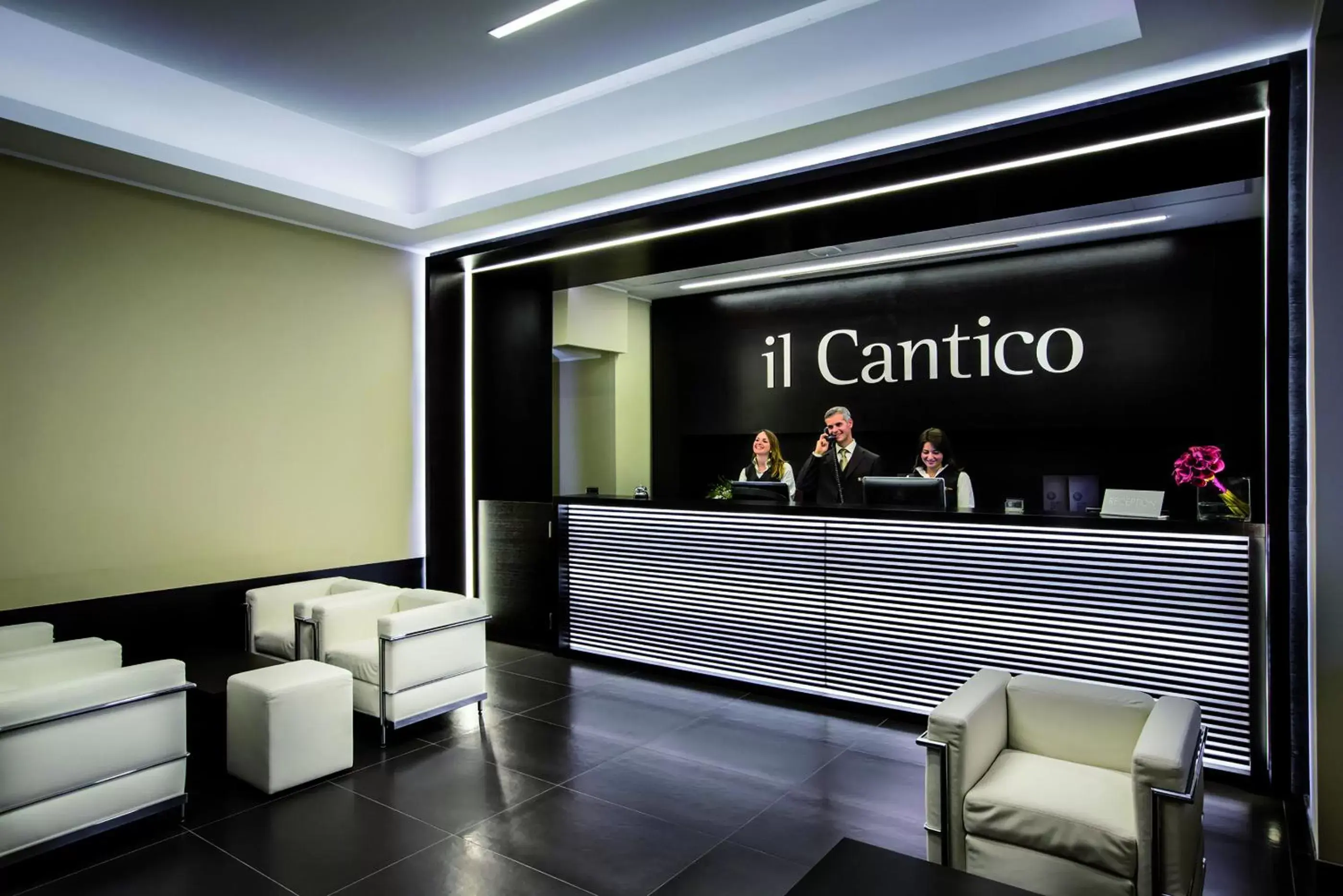 Staff, Lobby/Reception in Hotel Il Cantico St. Peter