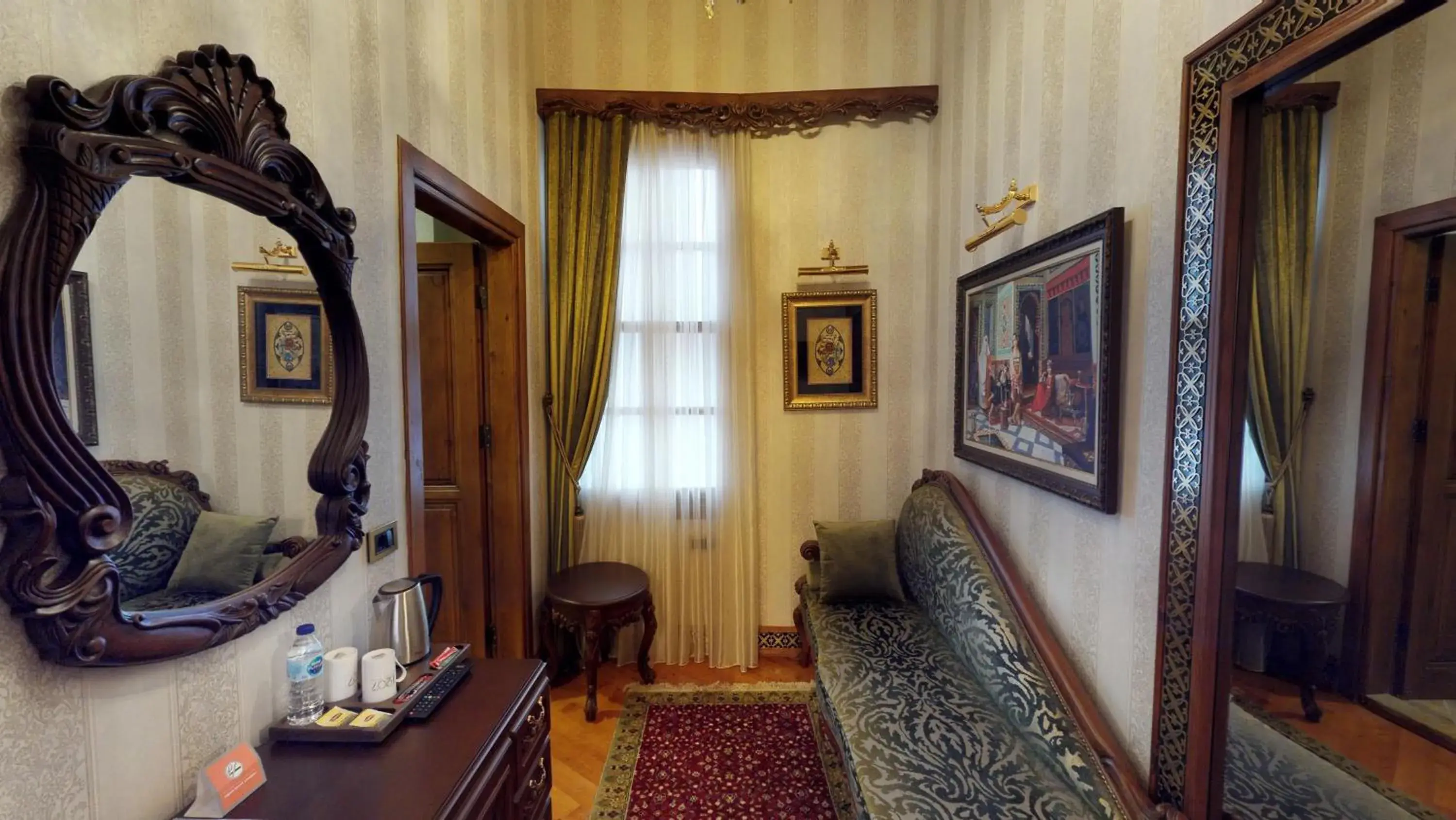 Decorative detail, Seating Area in Hotel 1207