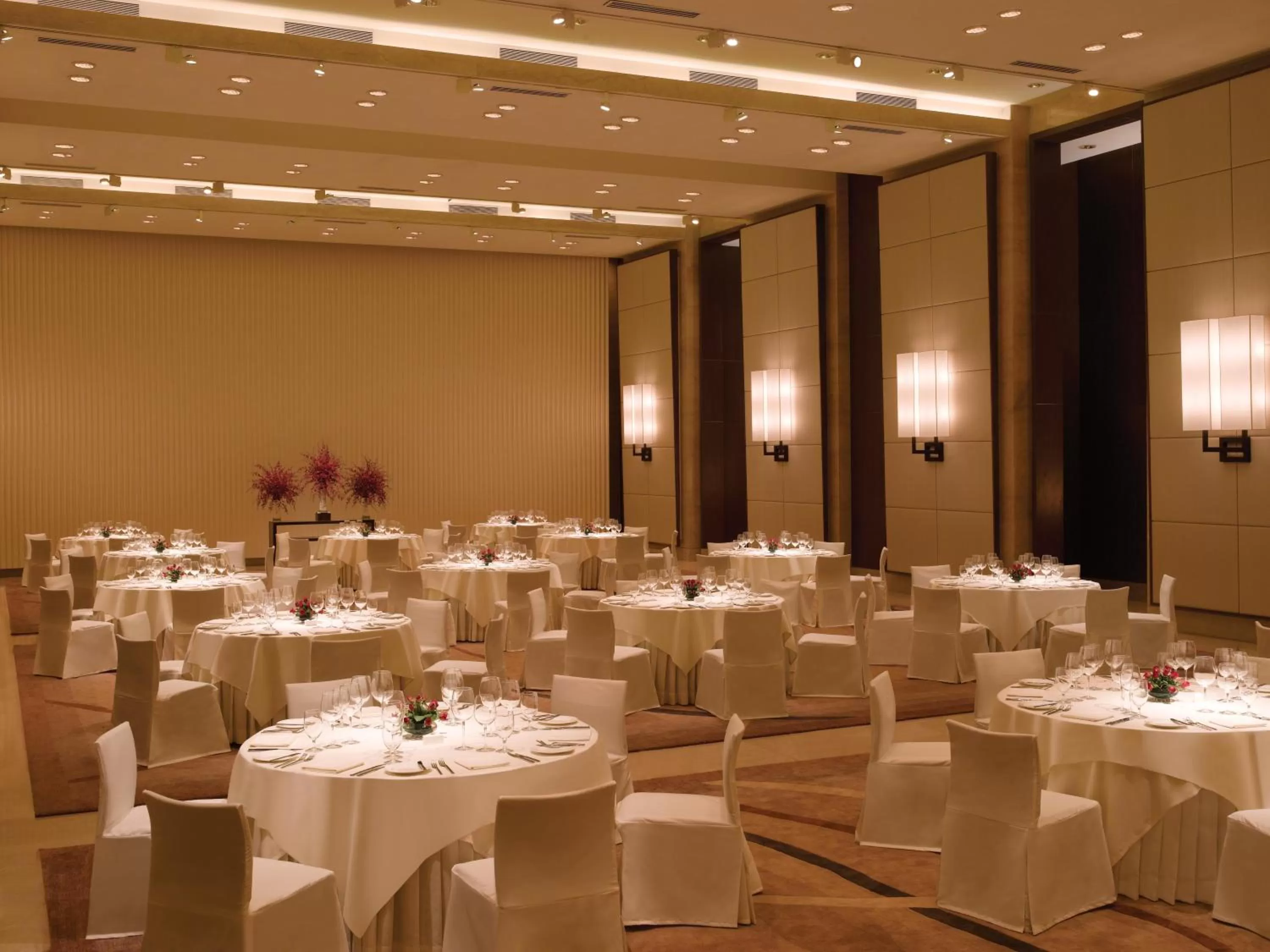 Banquet/Function facilities in Trident Bandra Kurla