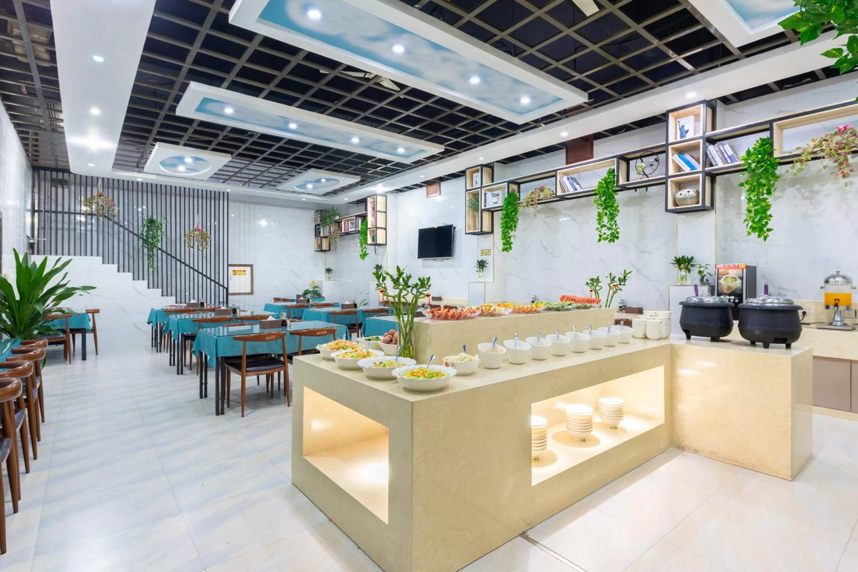 Restaurant/places to eat in Yiwu Yuejia Business Hotel