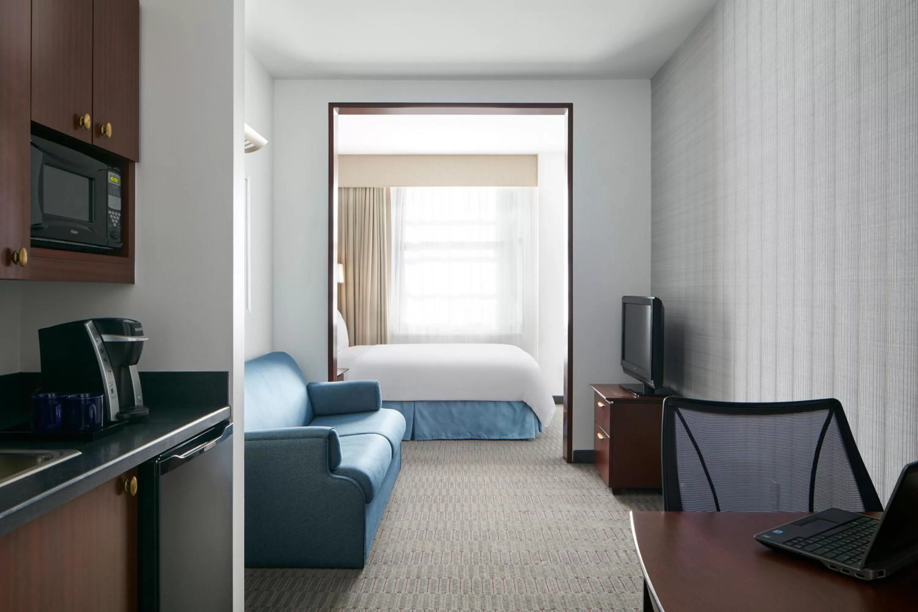 Photo of the whole room in Club Quarters Hotel Wacker at Michigan, Chicago