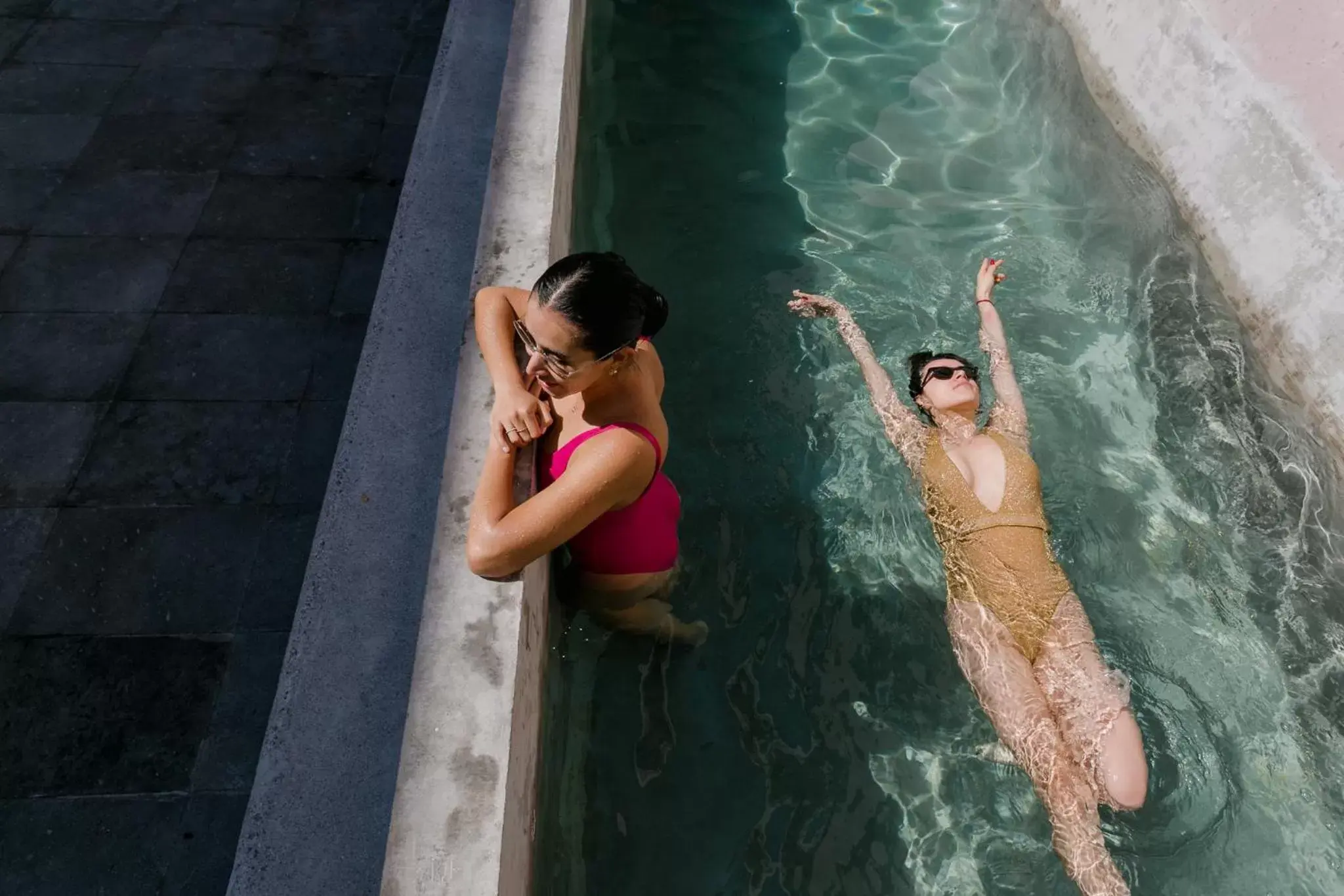 People, Swimming Pool in Casa Oxa Hotel