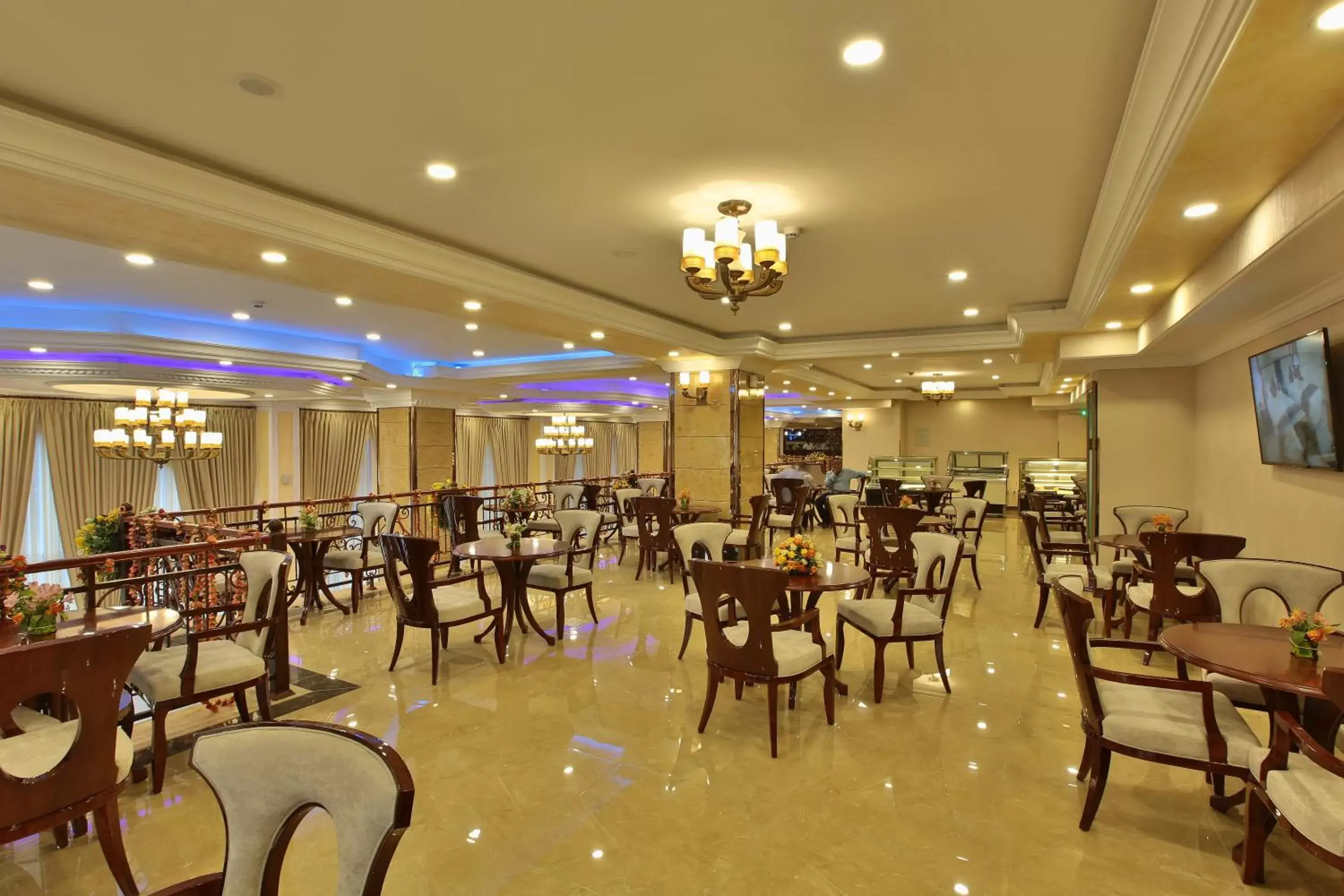 Lounge or bar, Restaurant/Places to Eat in Sapphire Addis