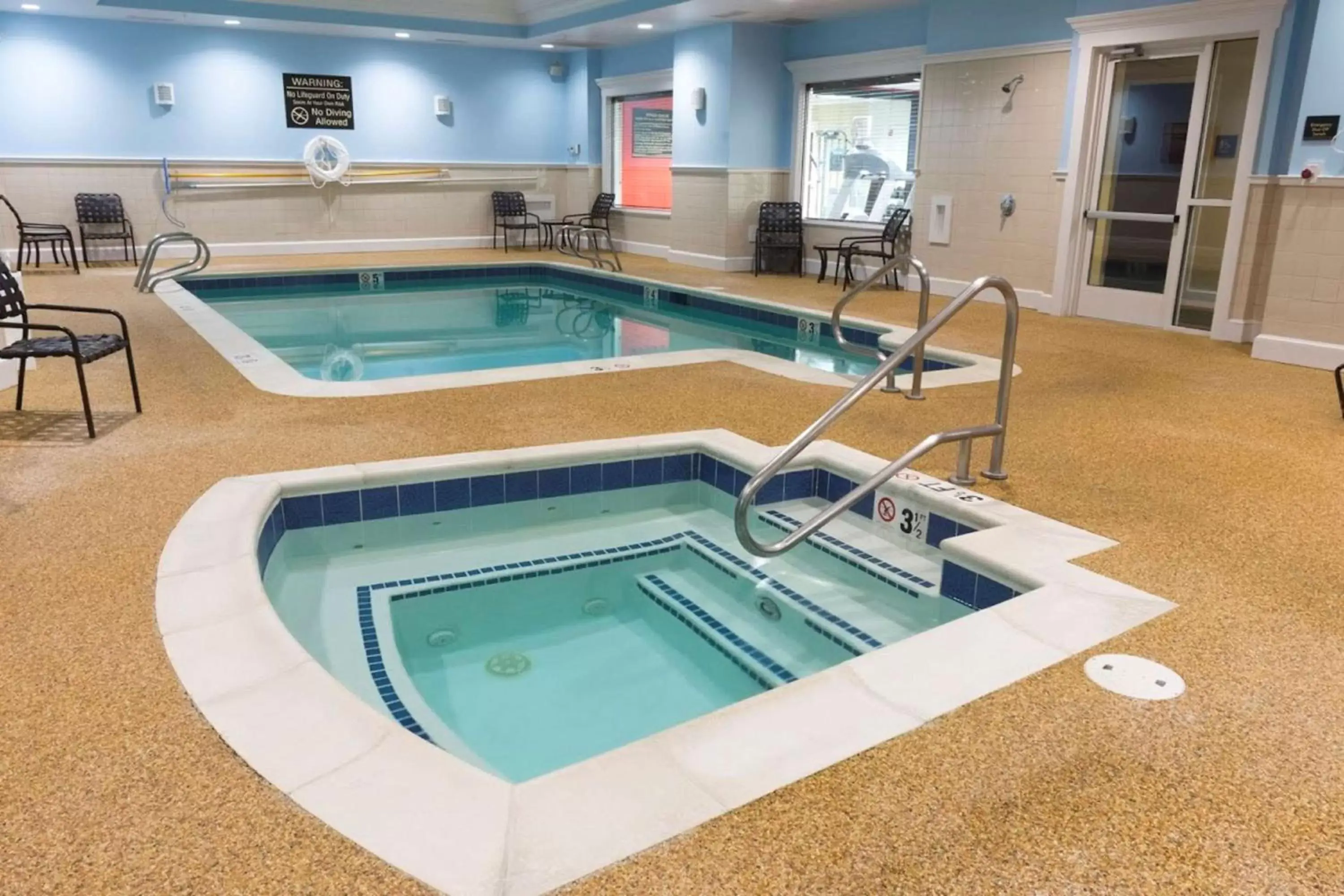 Pool view, Swimming Pool in Hilton Garden Inn Bangor