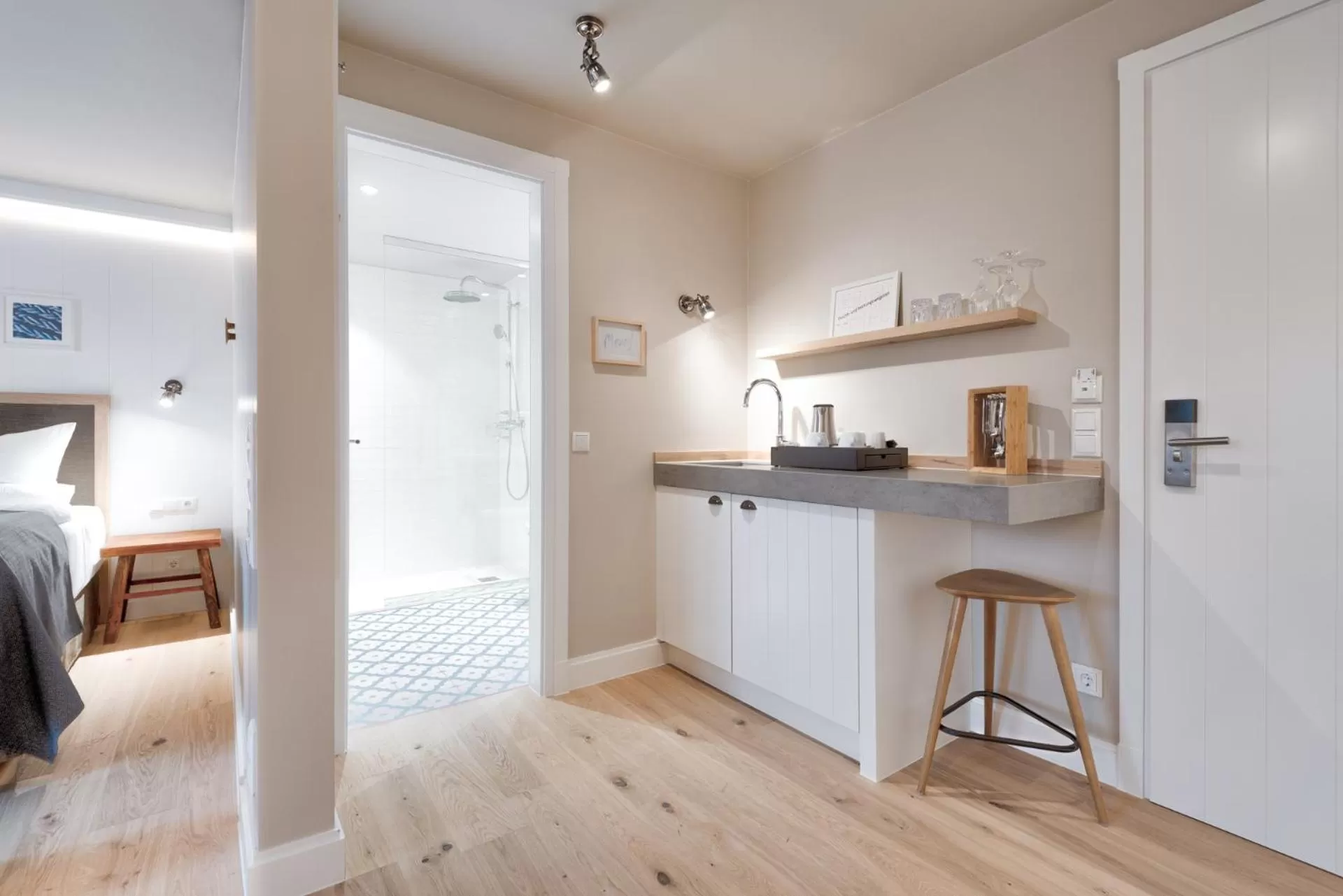 Kitchen or kitchenette in LOEV - VELA Hotels