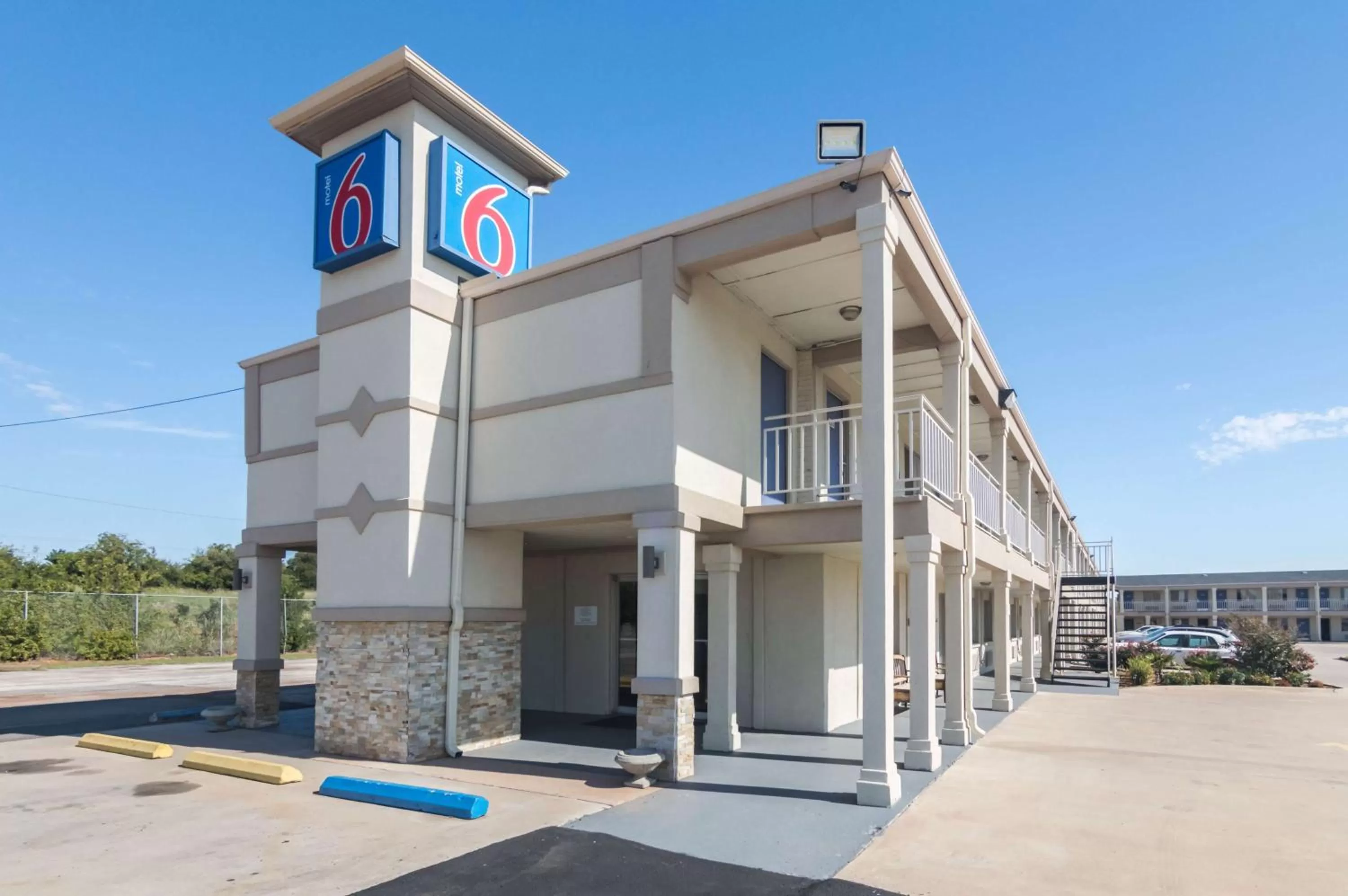 Property building in Motel 6-Wichita Falls, TX - North