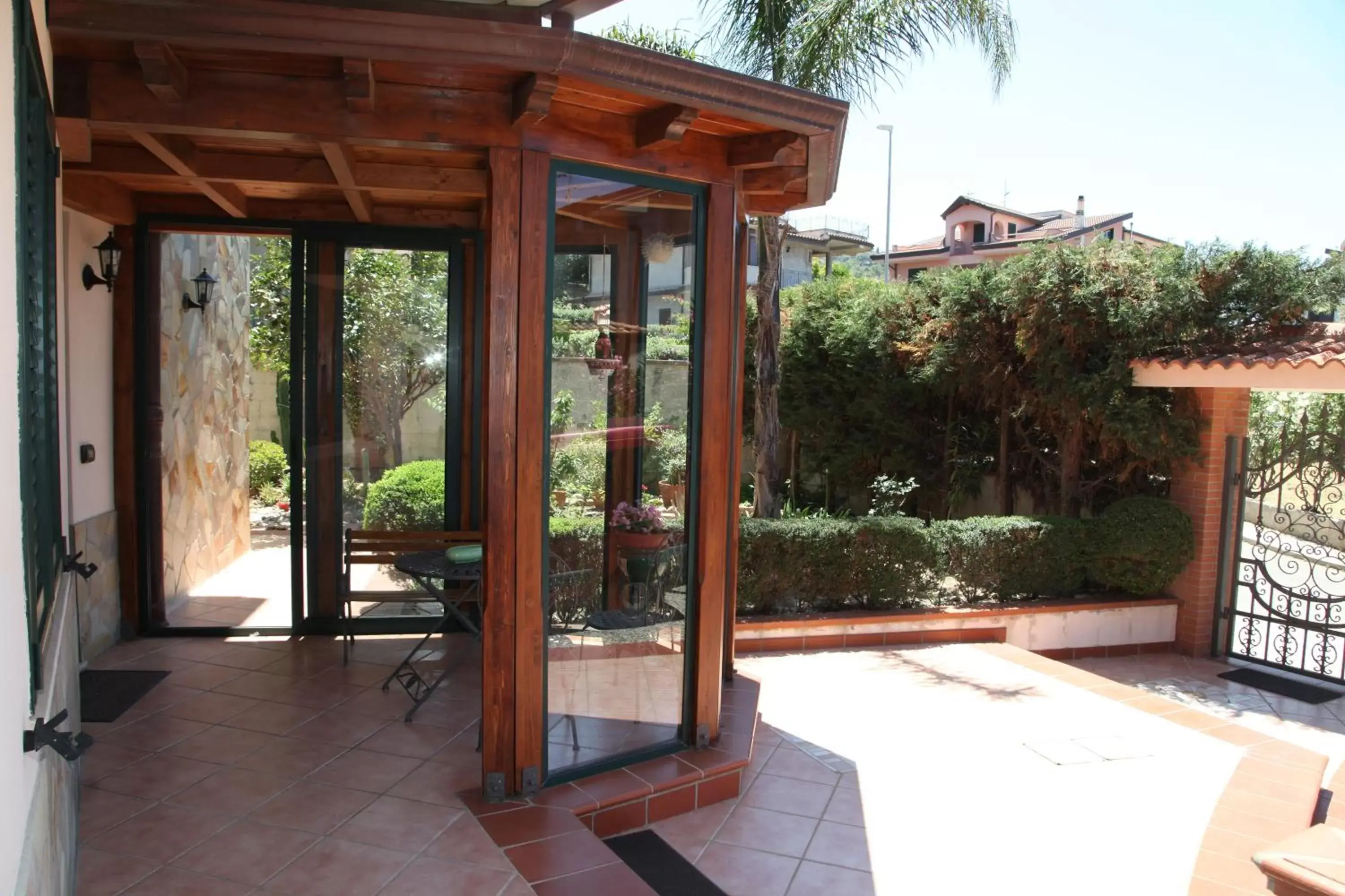 Facade/entrance in La Collina Capo d'Orlando