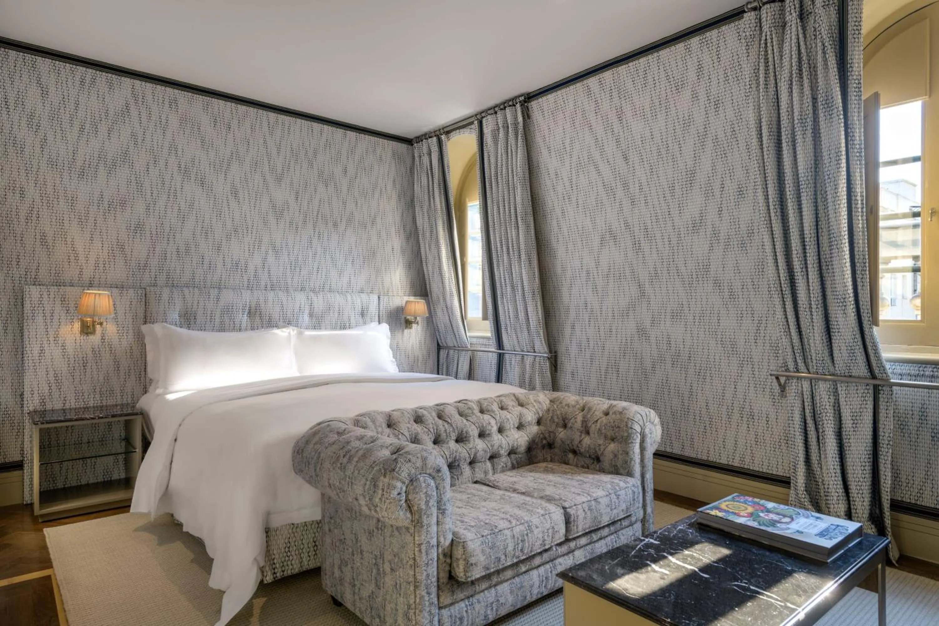 Photo of the whole room, Bed in Santo Mauro, a Luxury Collection Hotel, Madrid