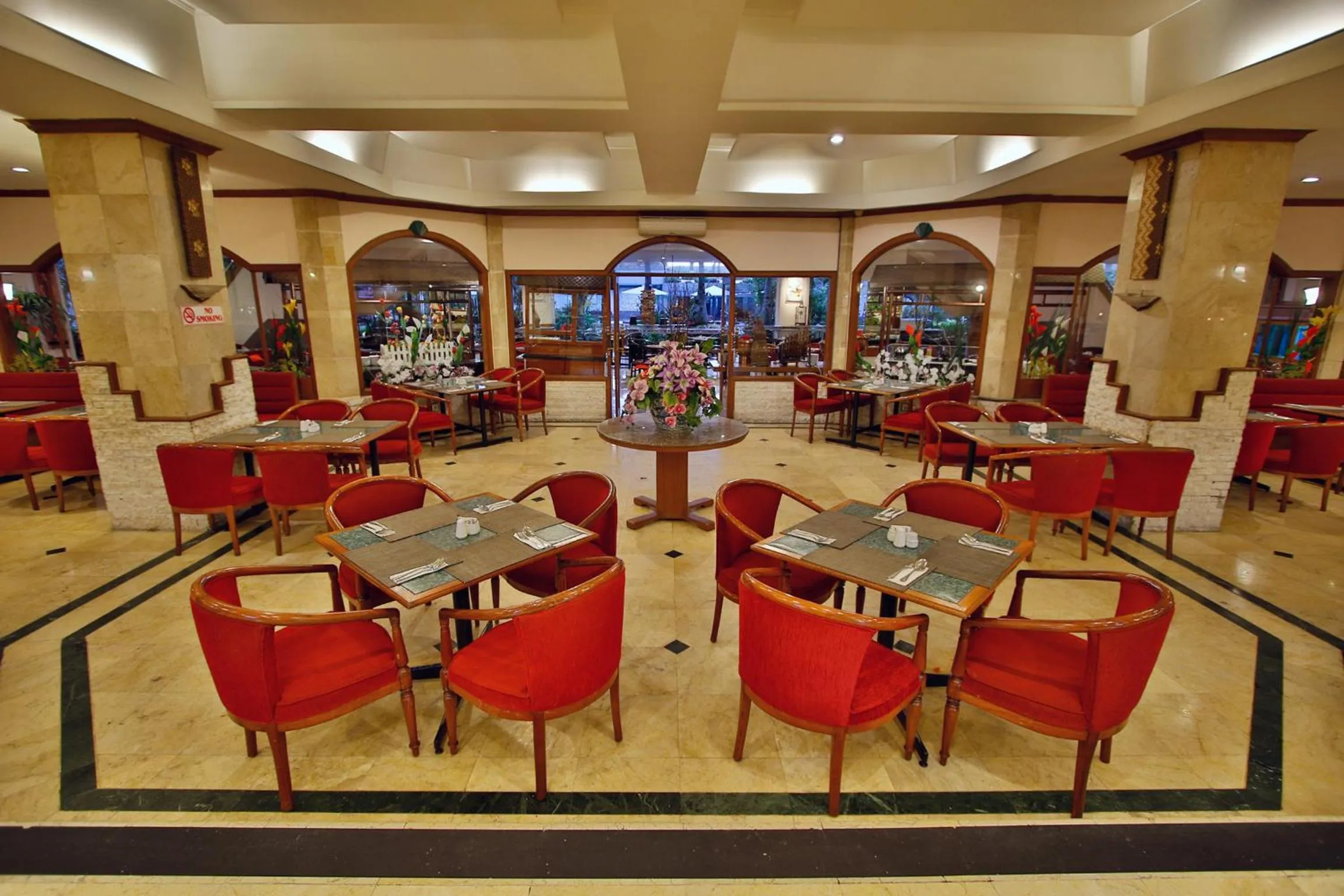 Restaurant/places to eat in The Jayakarta Suites Bandung