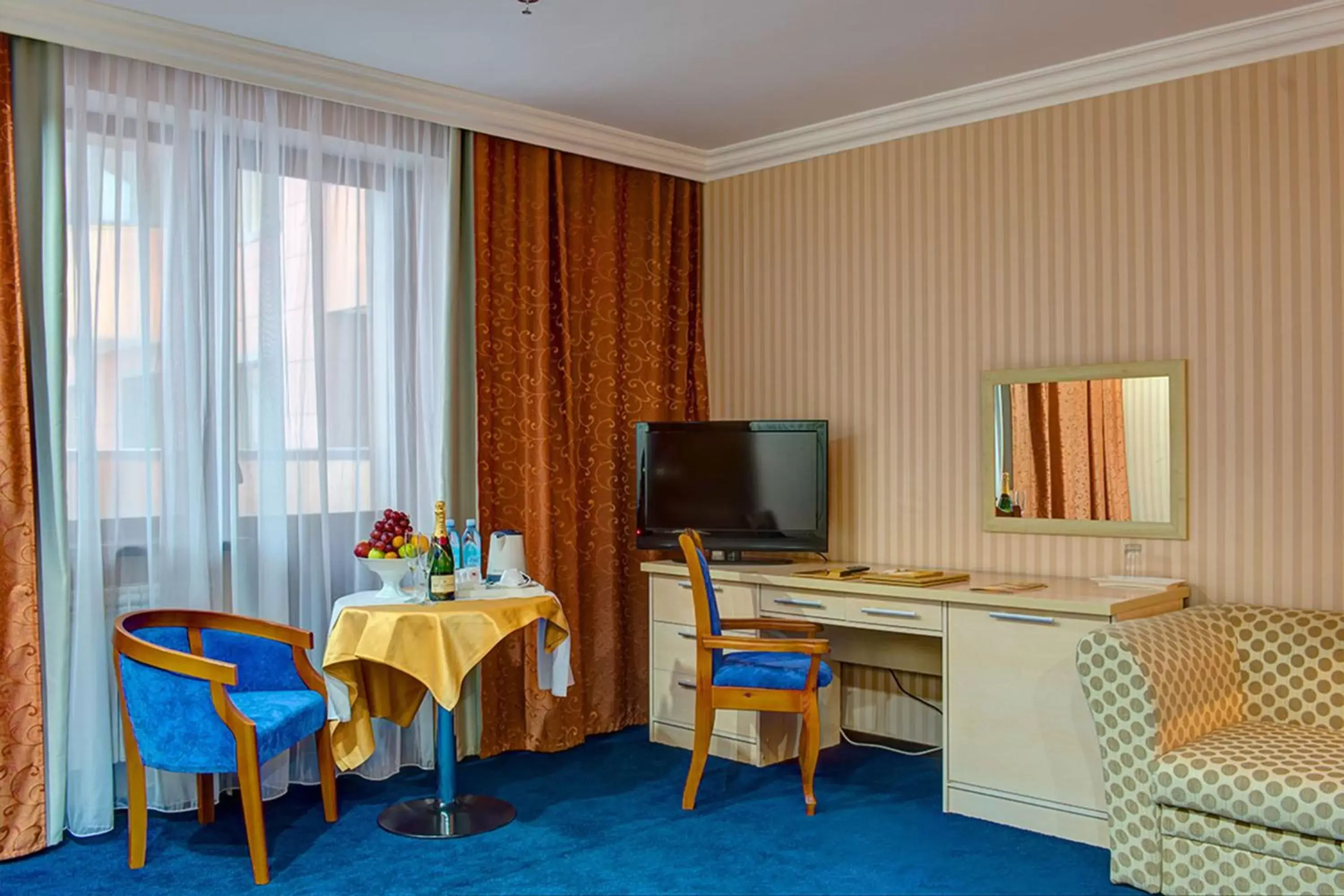 TV and multimedia, TV/Entertainment Center in King Hotel Astana