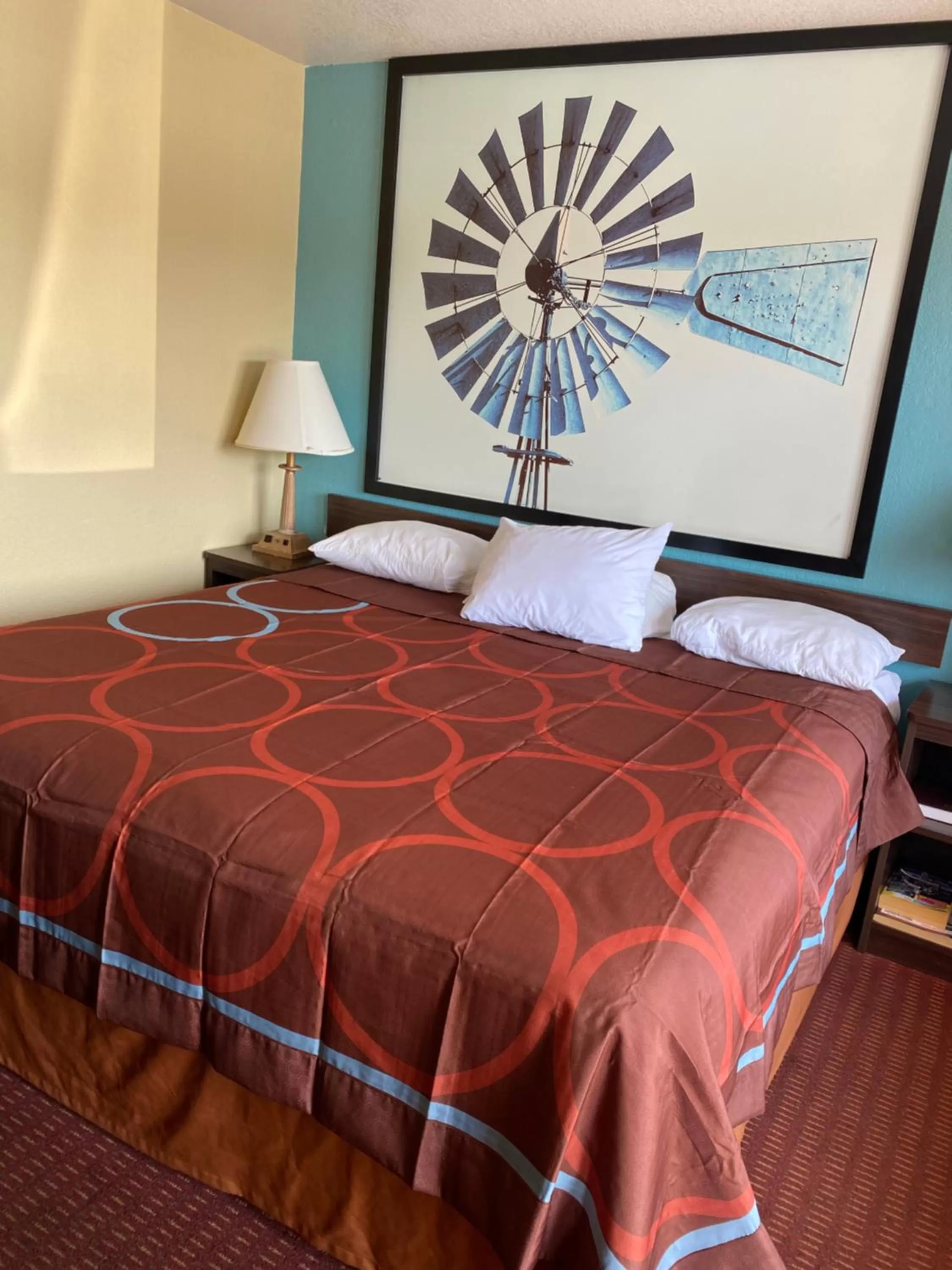 Bedroom, Bed in Super 8 by Wyndham Midwest City OK