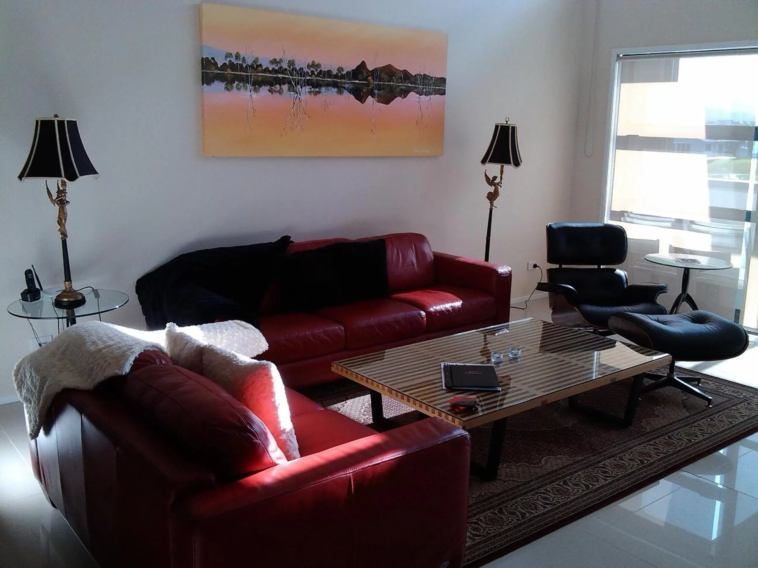 Living room, Seating Area in Sovereign Pier On The Waterways