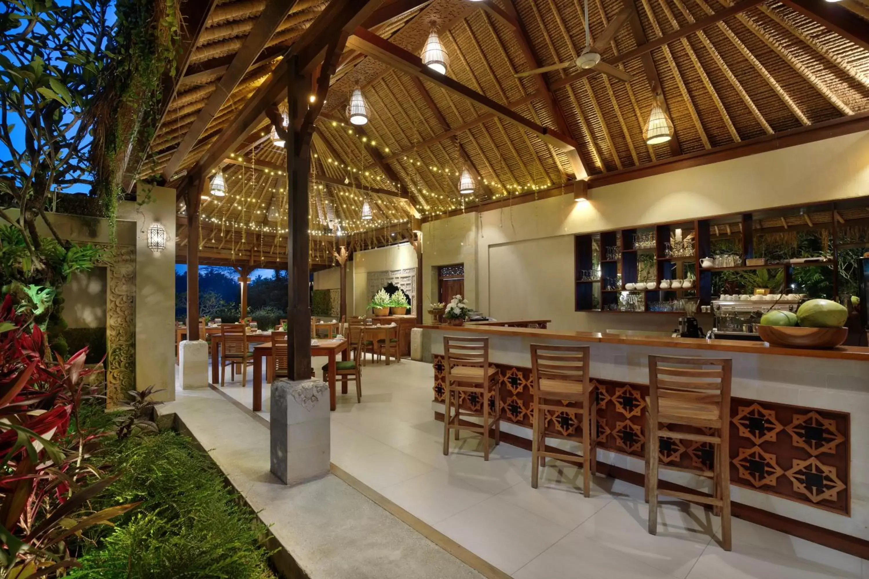 Restaurant/places to eat, Lounge/Bar in Jannata Resort and Spa