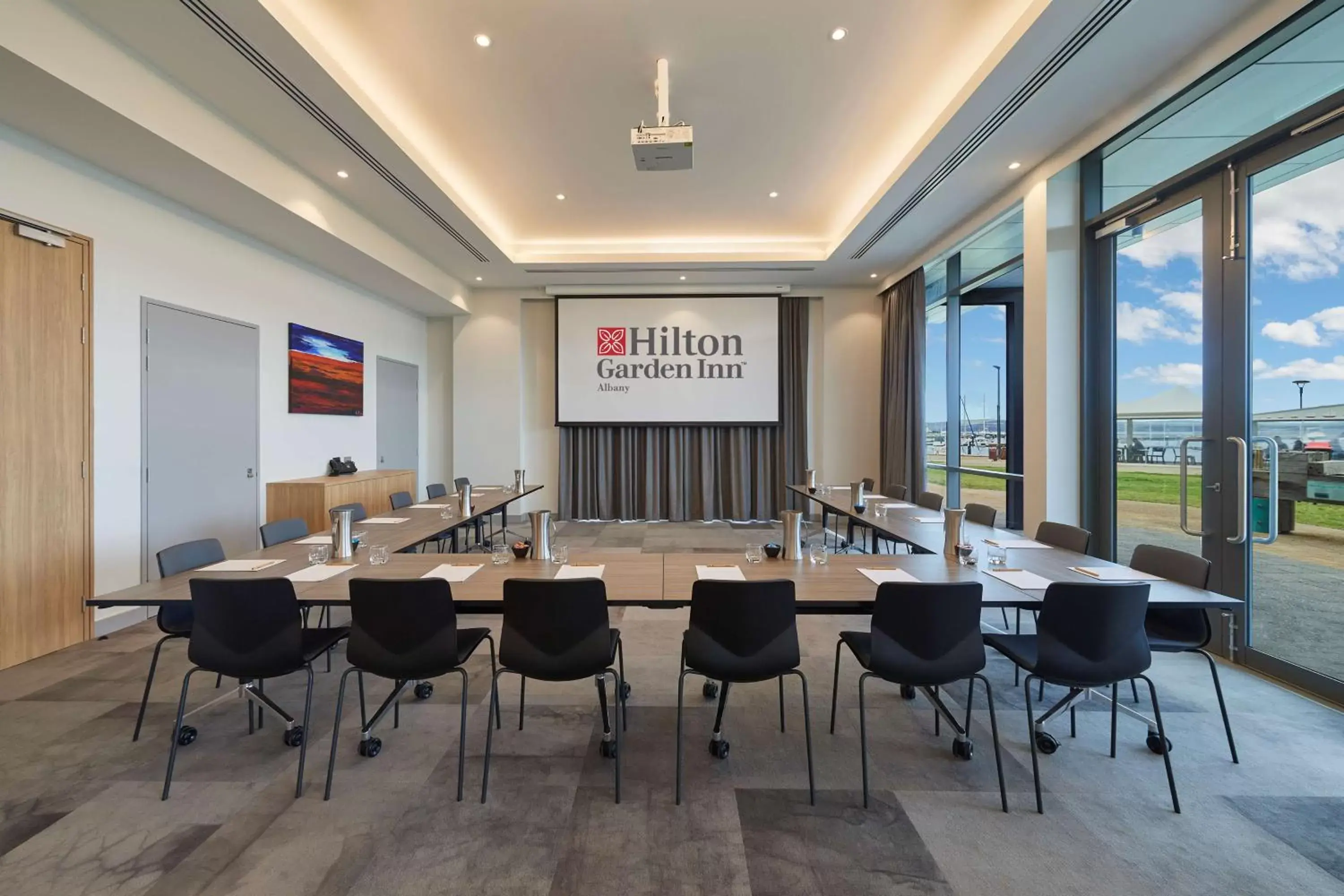 Meeting/conference room in Hilton Garden Inn Albany, WA