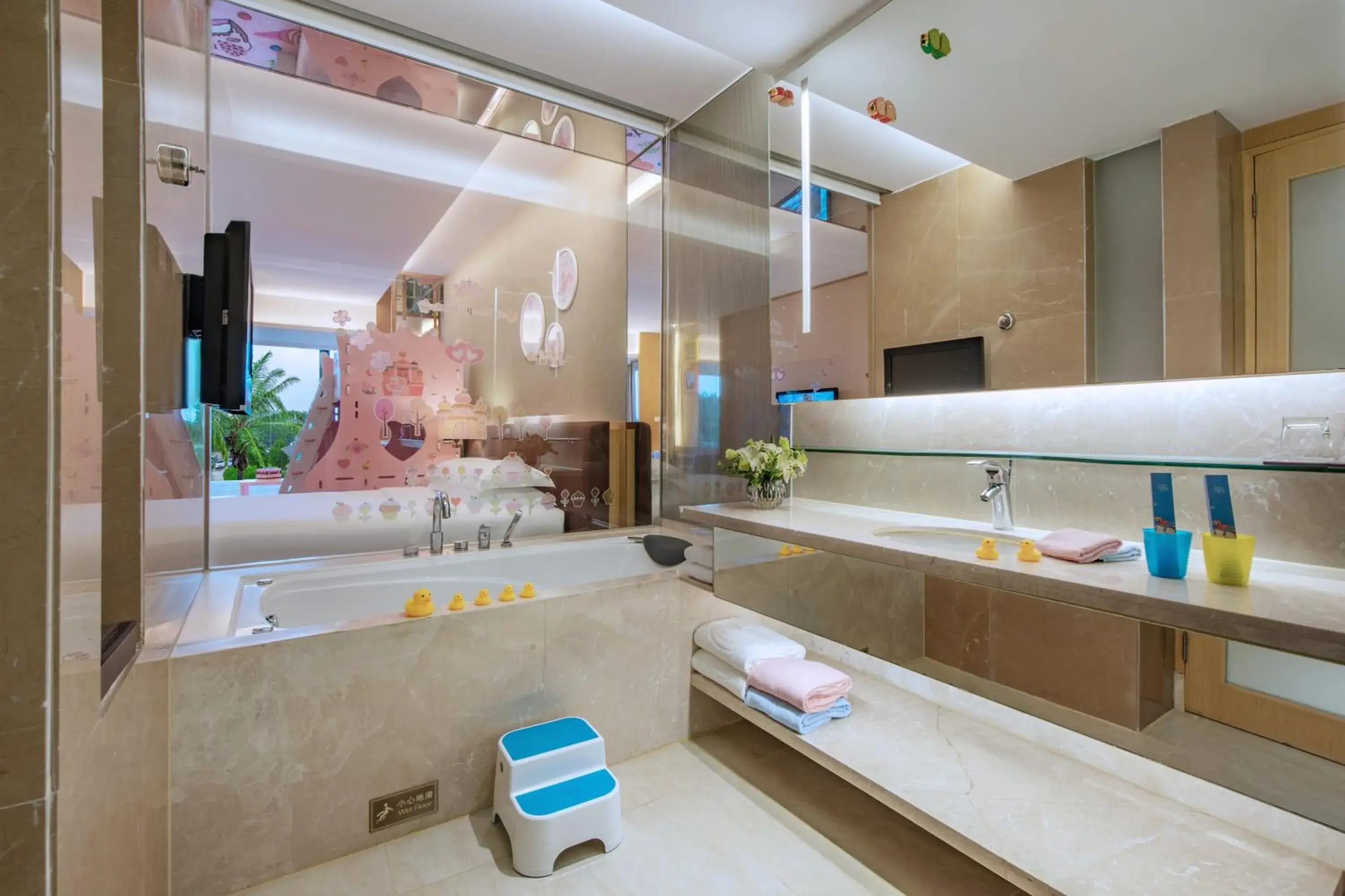 Bathroom in Mission Hills Hotel Resorts Shenzhen
