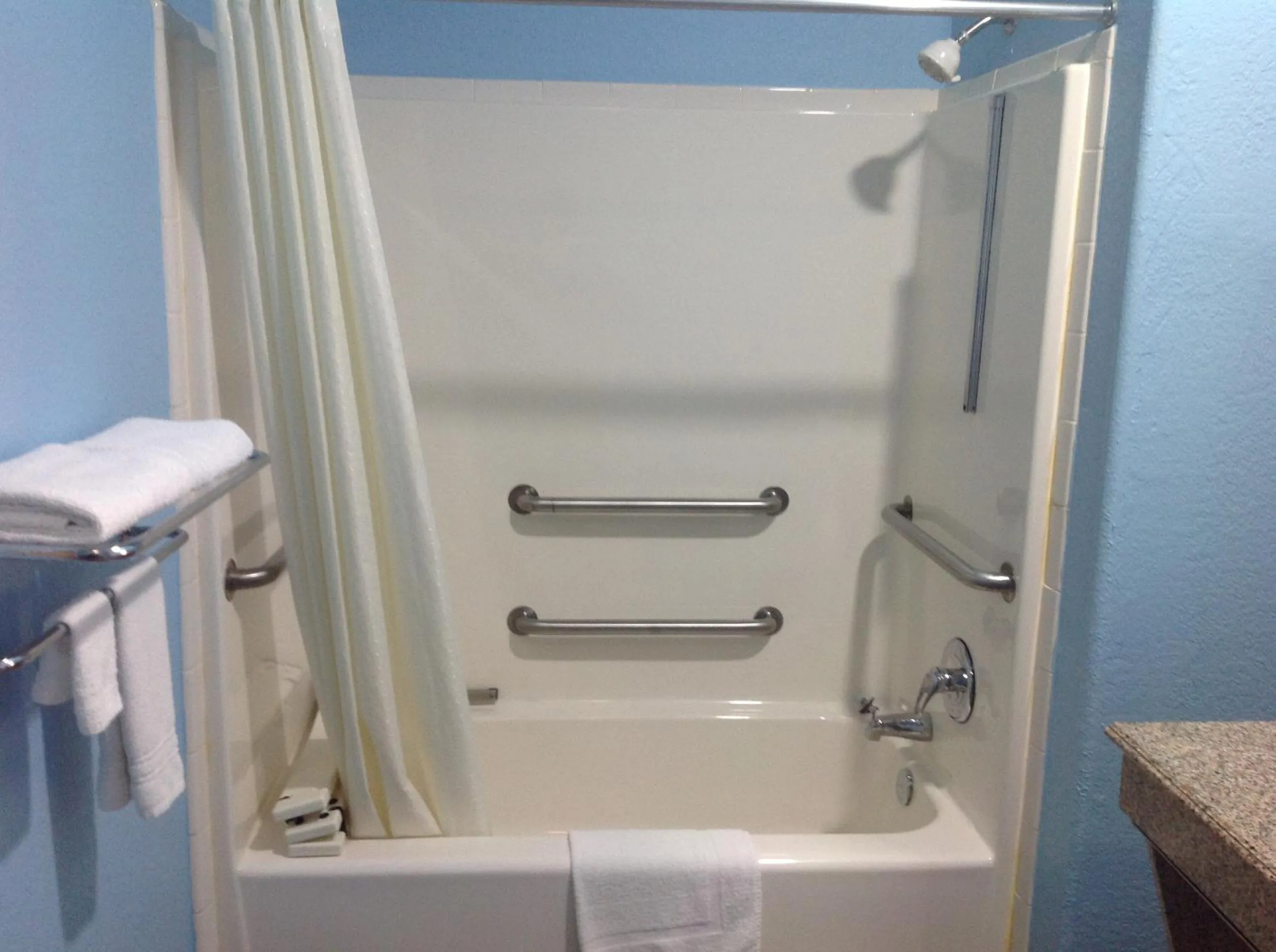 Bathroom in Budget Inn Pasadena