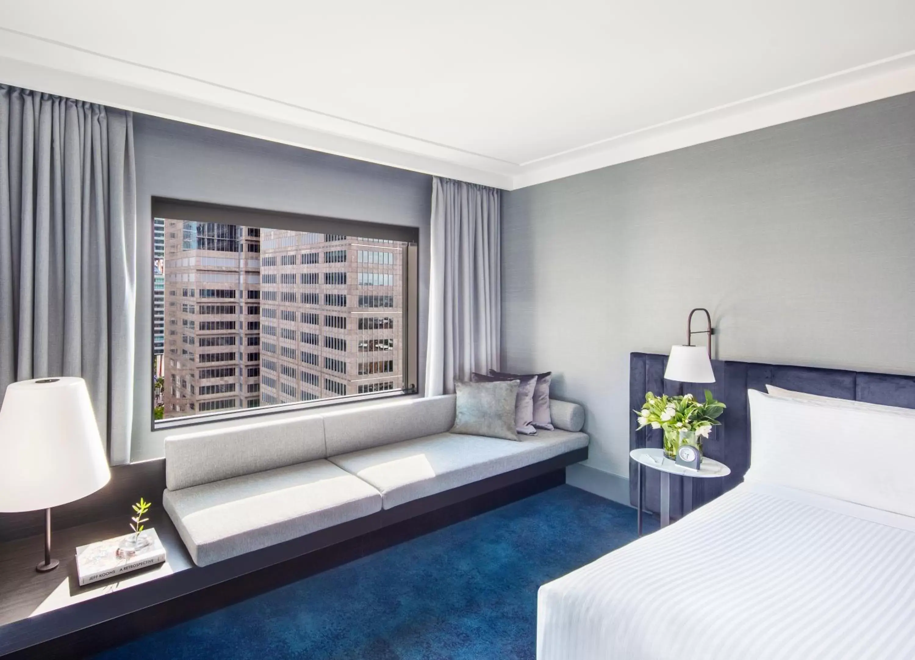 Bedroom, Seating Area in InterContinental Sydney, an IHG Hotel
