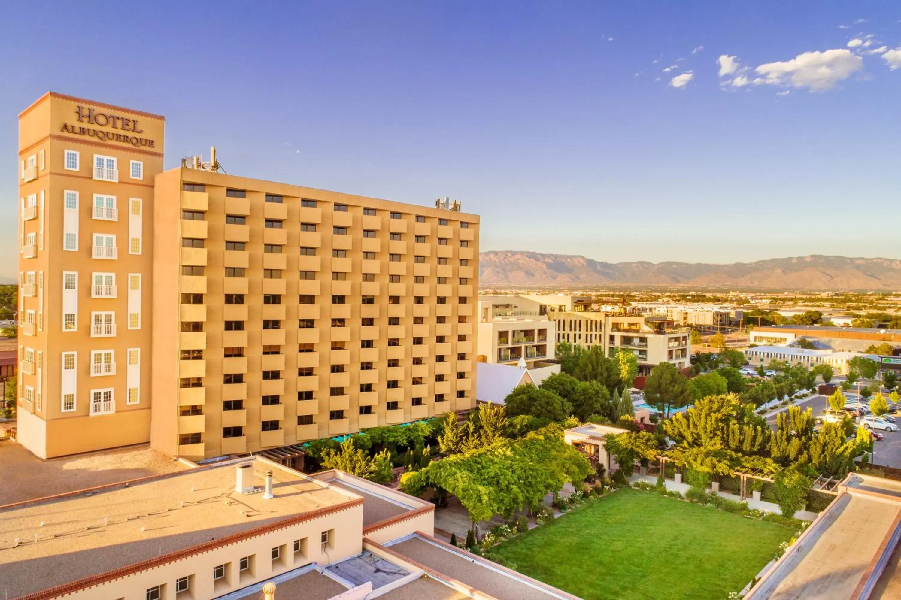 Property building in Hotel Albuquerque At Old Town