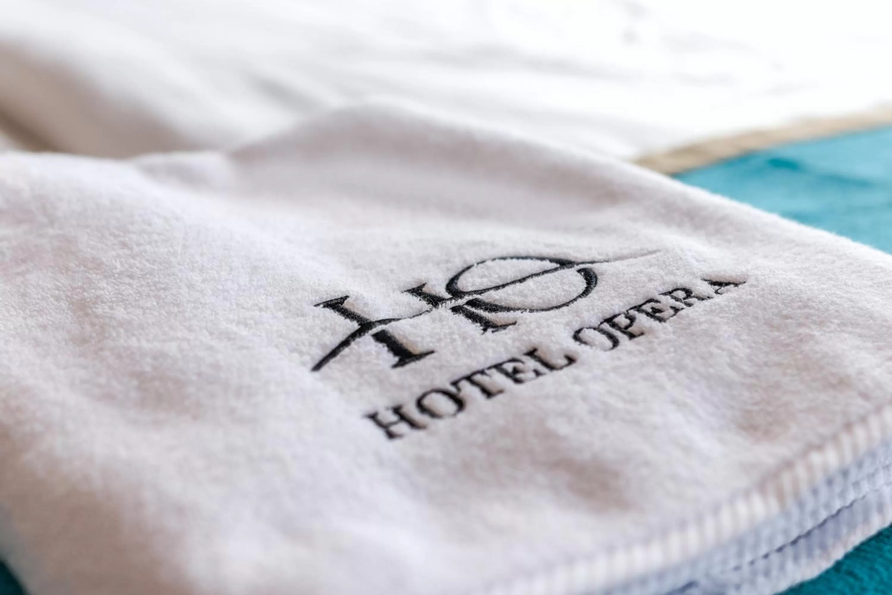 Logo/Certificate/Sign, Bed in Hotel Opera