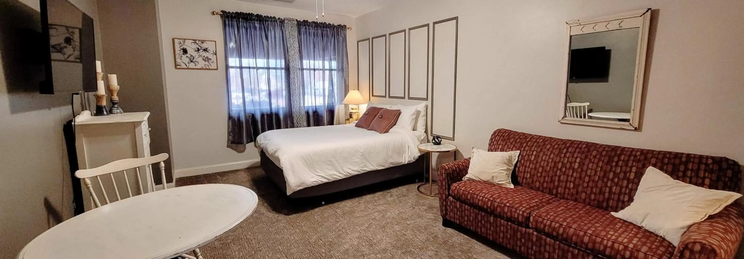 Bed in Hotel Phillips