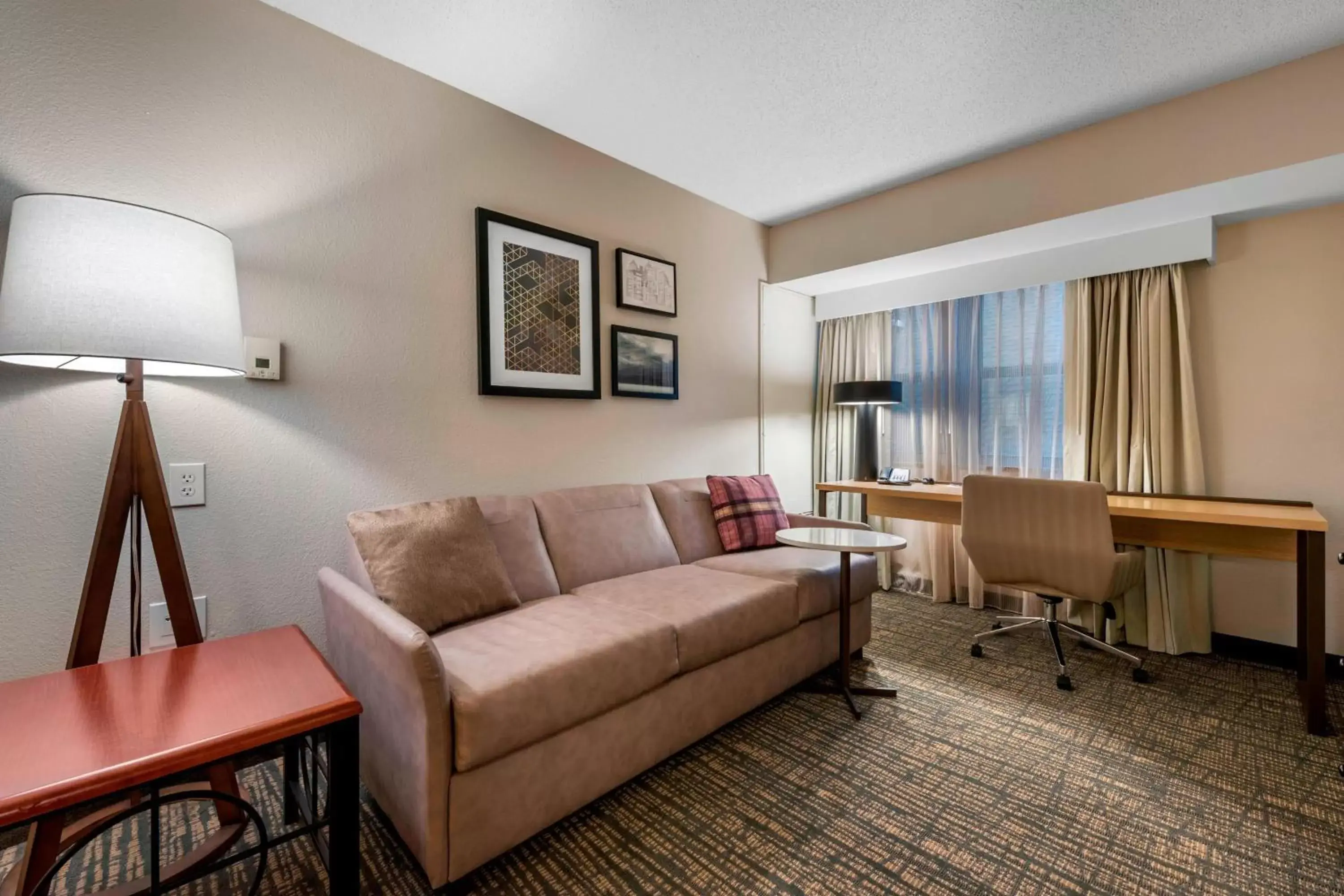 Living room, Seating Area in Residence Inn Columbus