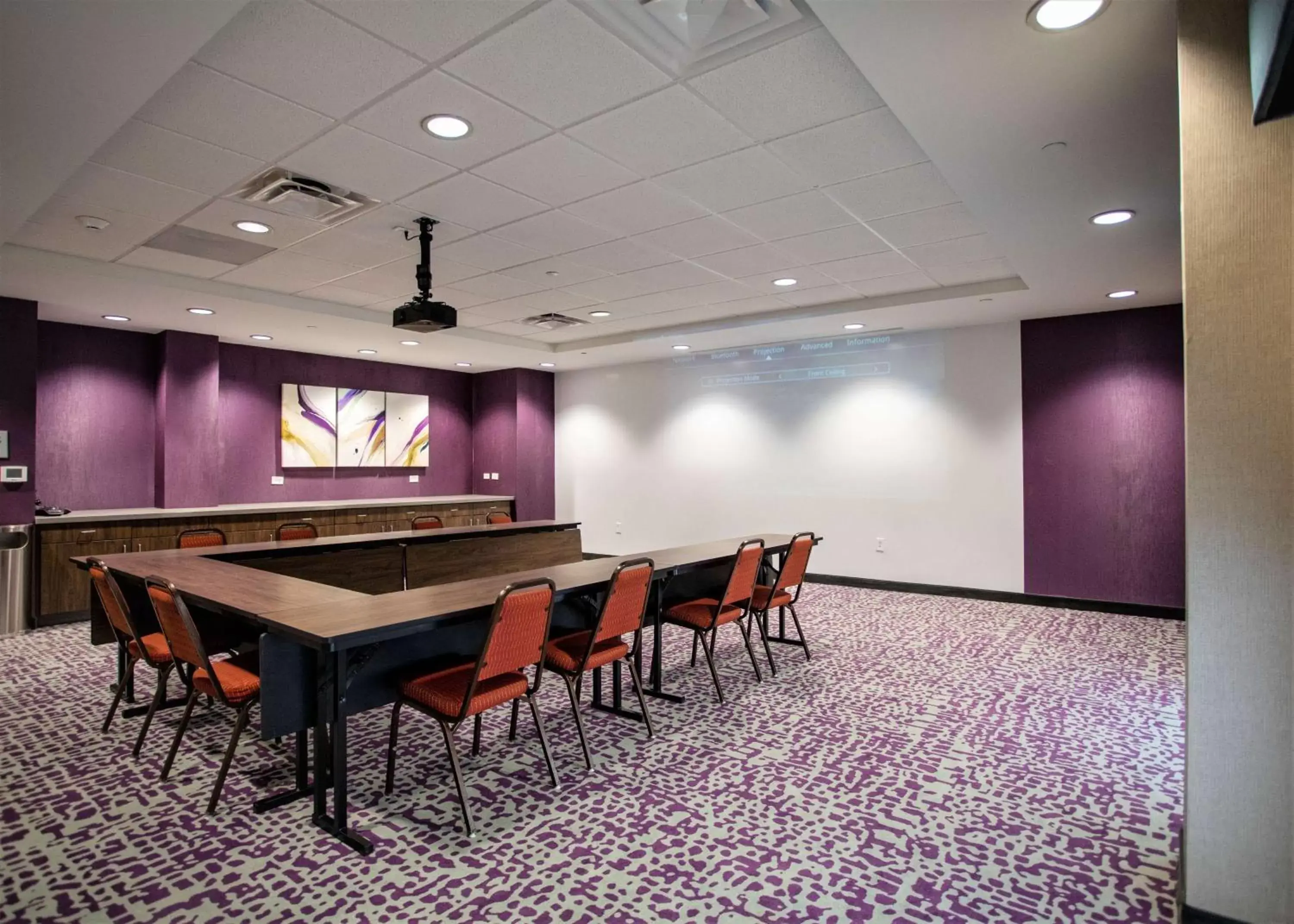 Meeting/conference room in Hampton Inn Lexington, Tn