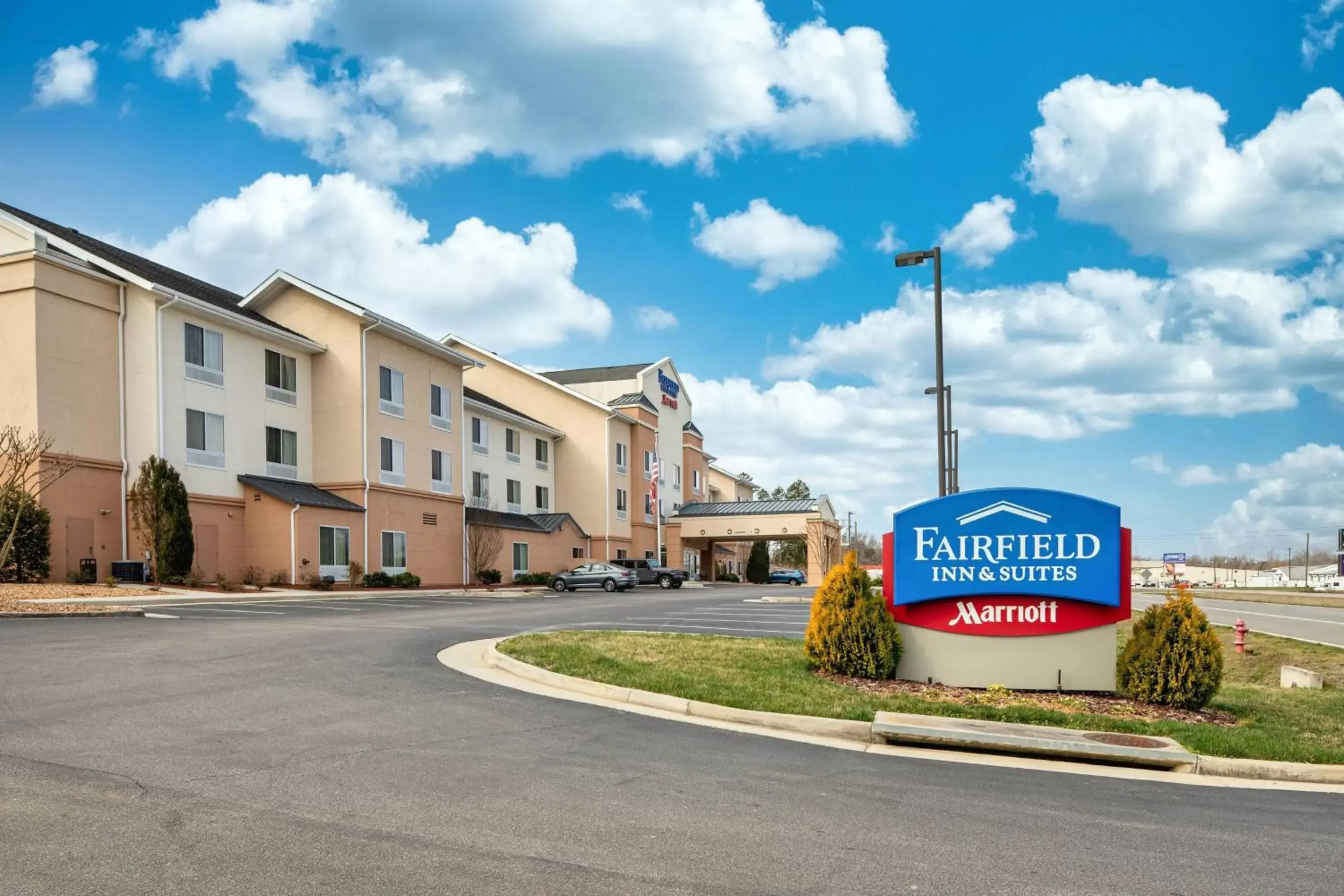 Property Building in Fairfield Inn and Suites by Marriott South Boston