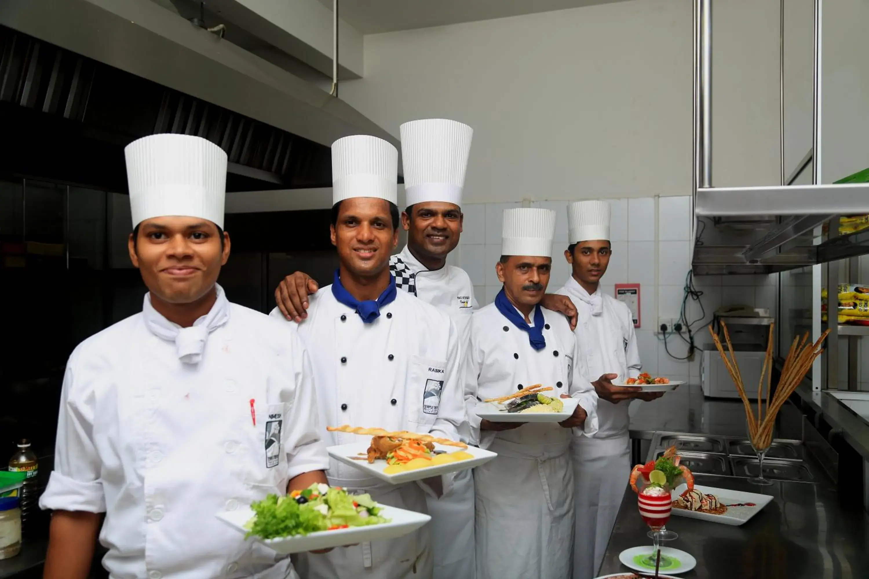 Kitchen or kitchenette, Staff in Temple Tree Resort & Spa