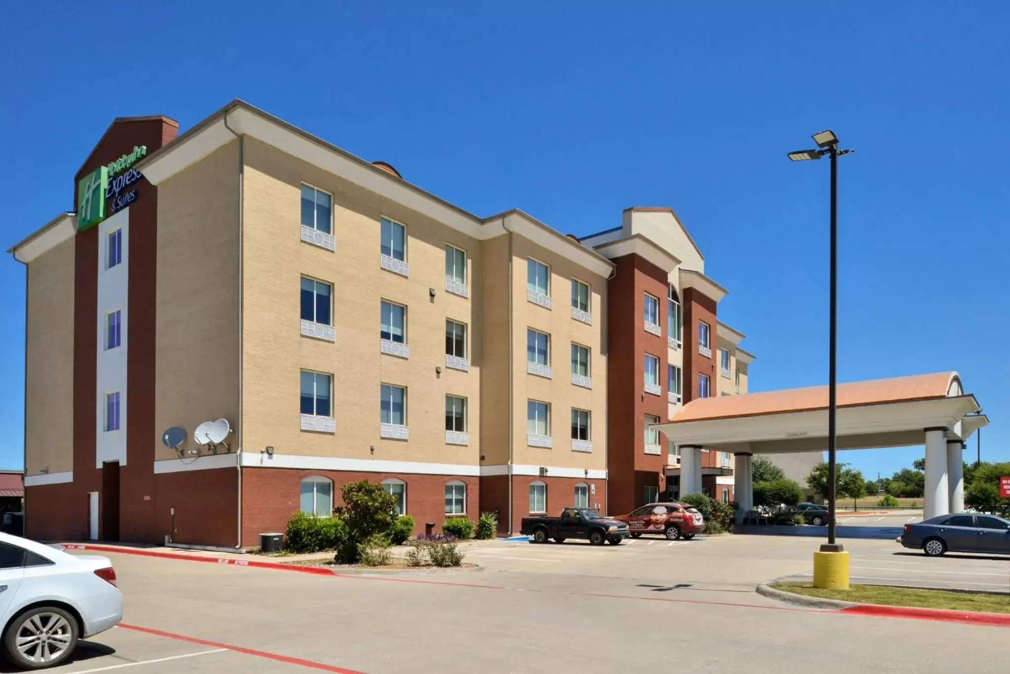 Property Building in Holiday Inn Express Hotel & Suites Royse City - RockwallRockwall - Royse City, an IHG Hotel