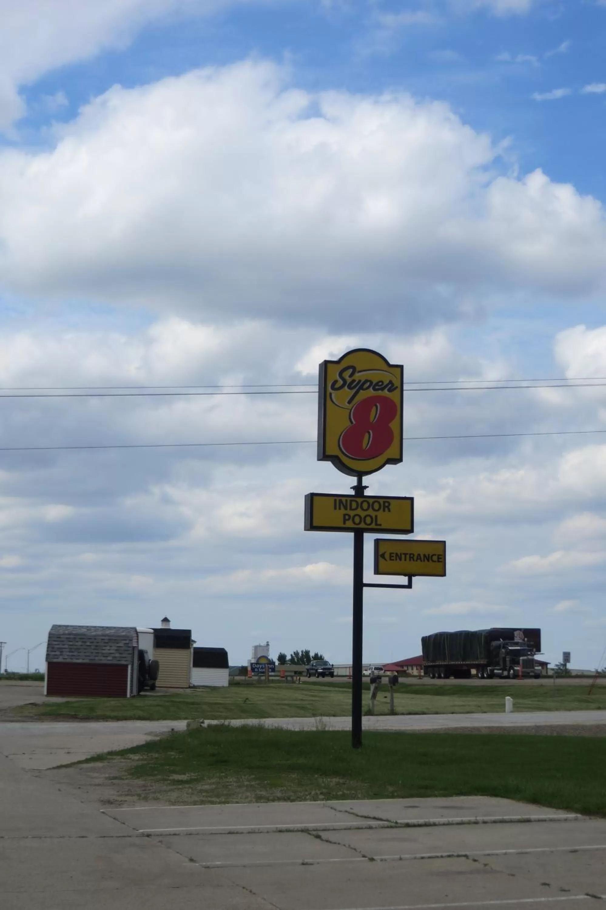 Facade/entrance in Super 8 by Wyndham Grinnell IA