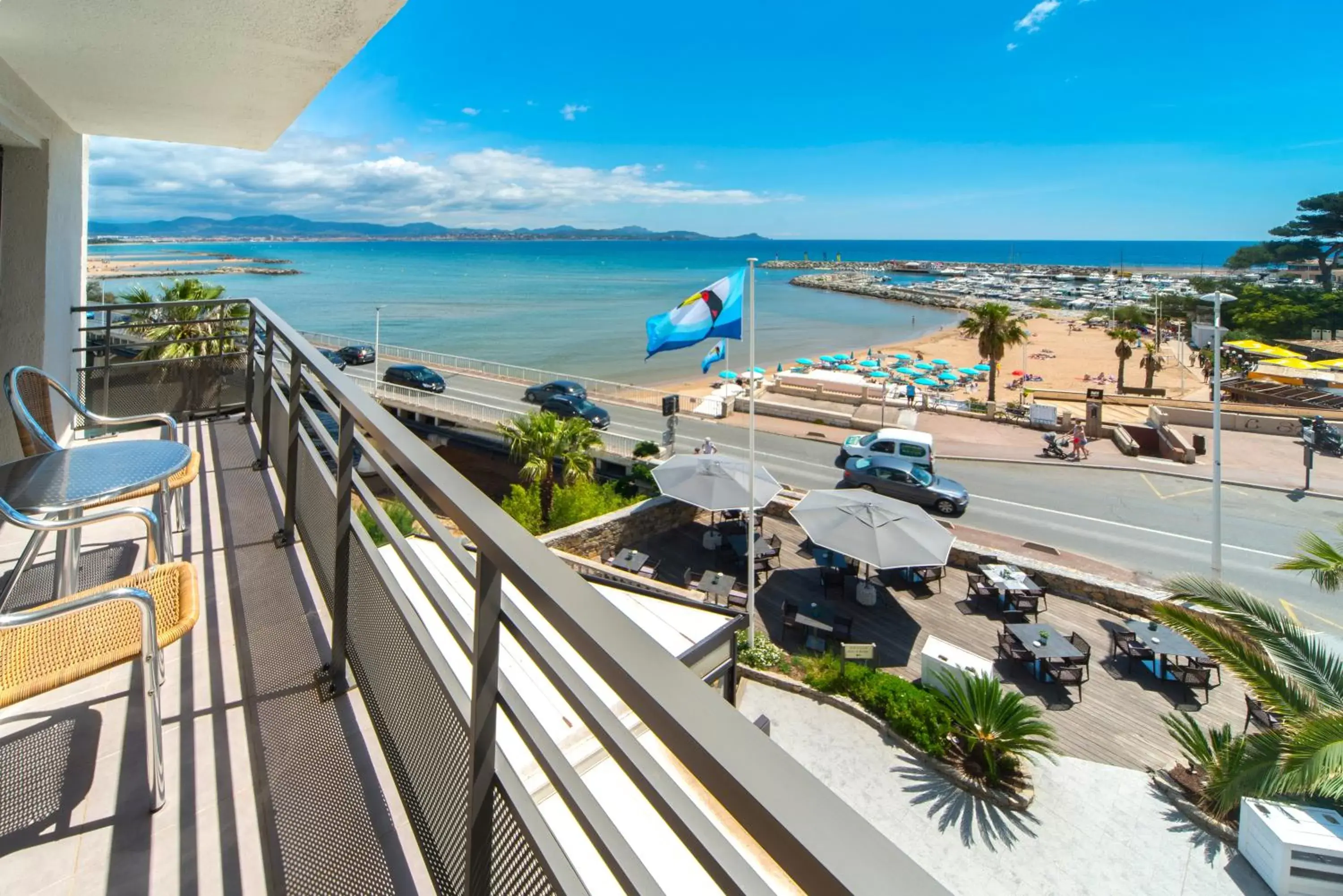 Sea view, Balcony/Terrace in Van der Valk Hotel Saint-Aygulf