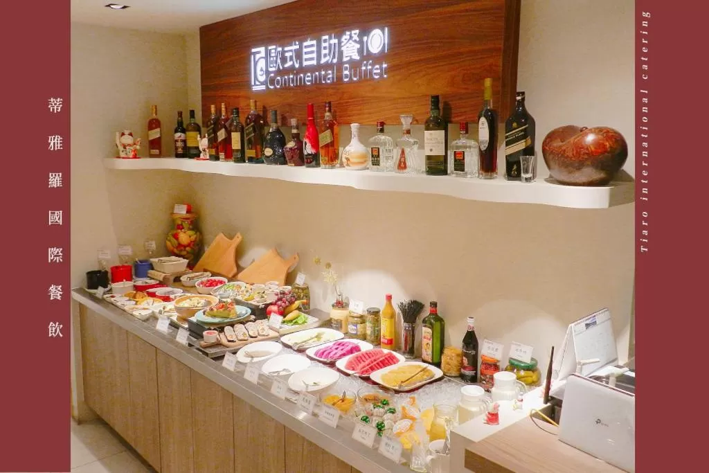 Continental breakfast in Darlon Hotel