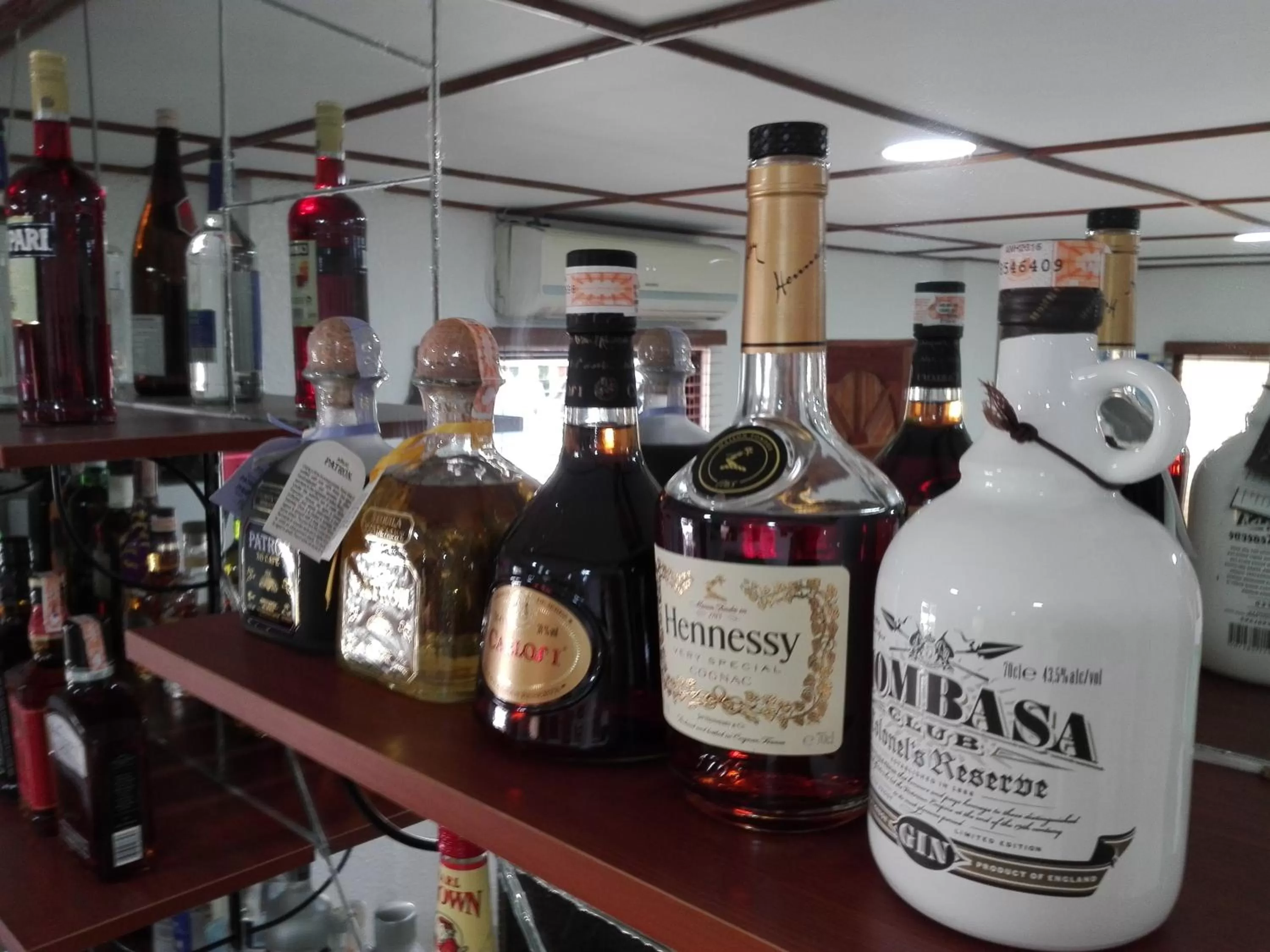 Lounge or bar, Drinks in Jugalis Hotel and Restaurant