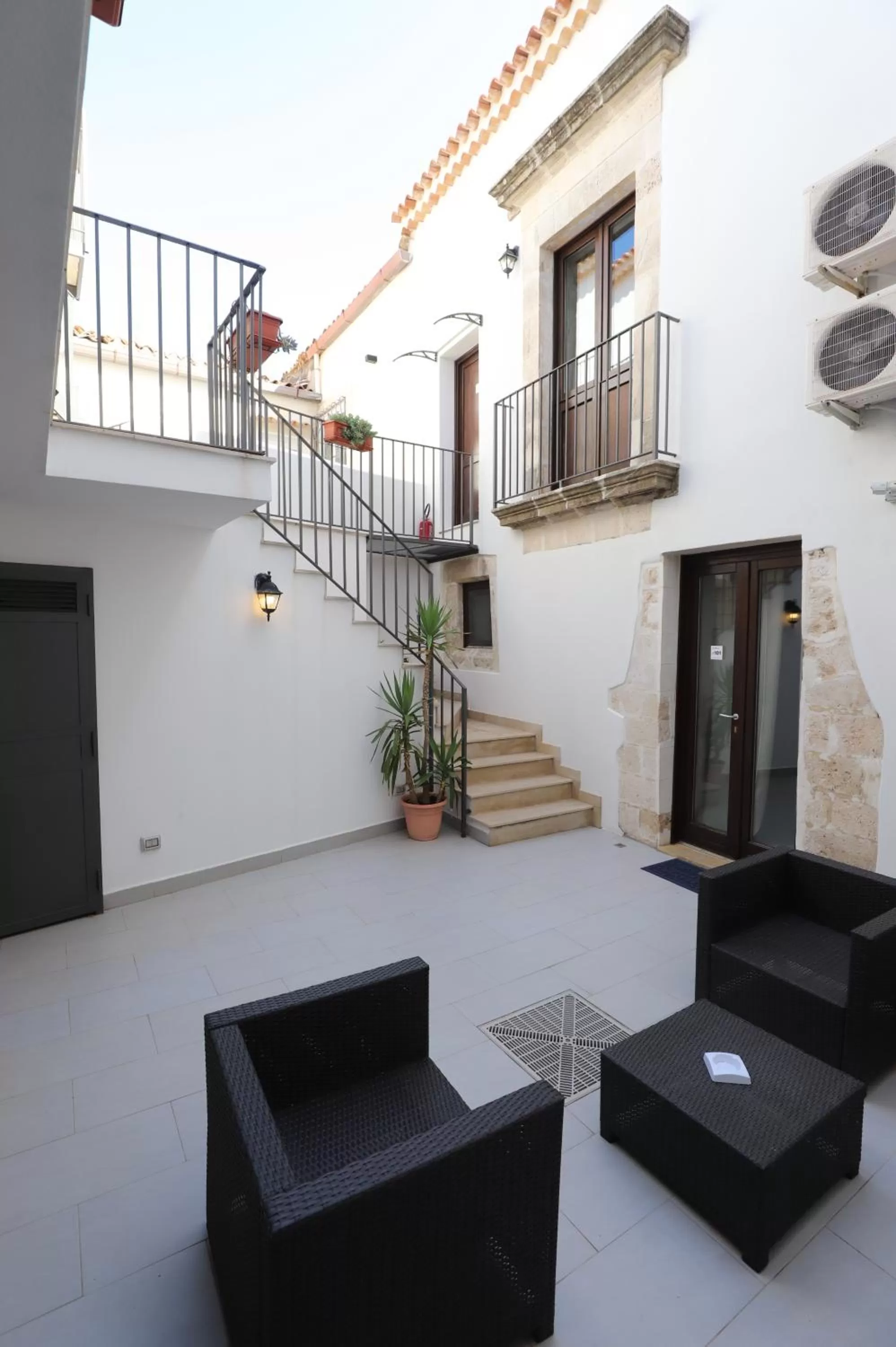 Patio in Italiana Resort Atrio