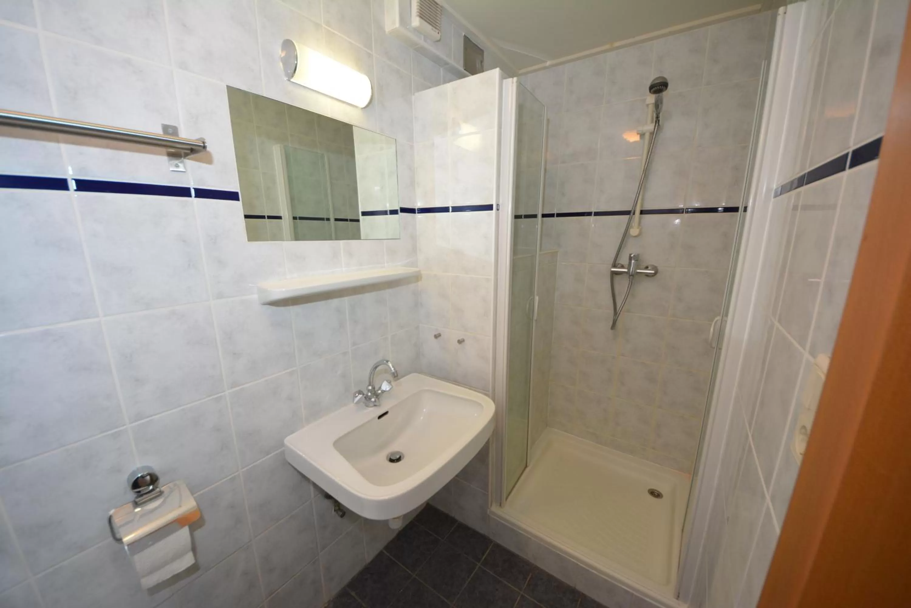 Bathroom in Haus Irmgard by Châtel Reizen