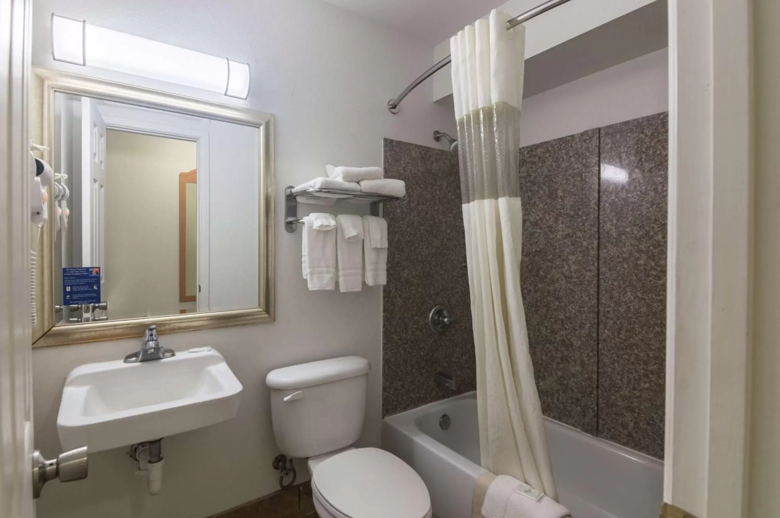 Shower, Bathroom in Studio 6-Lubbock, TX - Medical Center