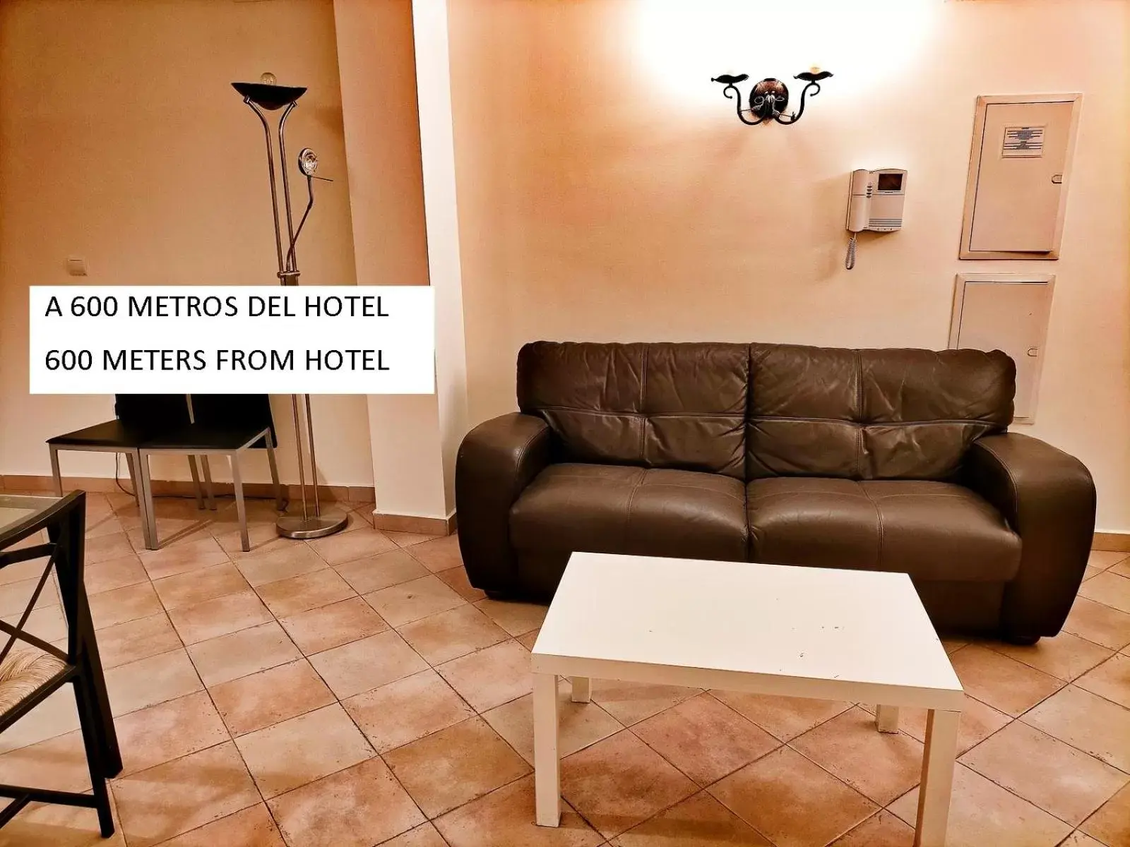 Seating area in Abadía Hotel