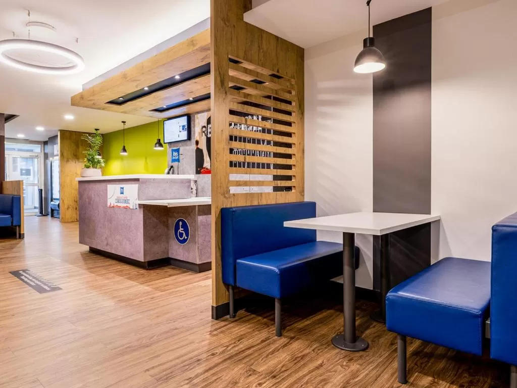 Lobby or reception in ibis budget Bordeaux Centre Mériadeck