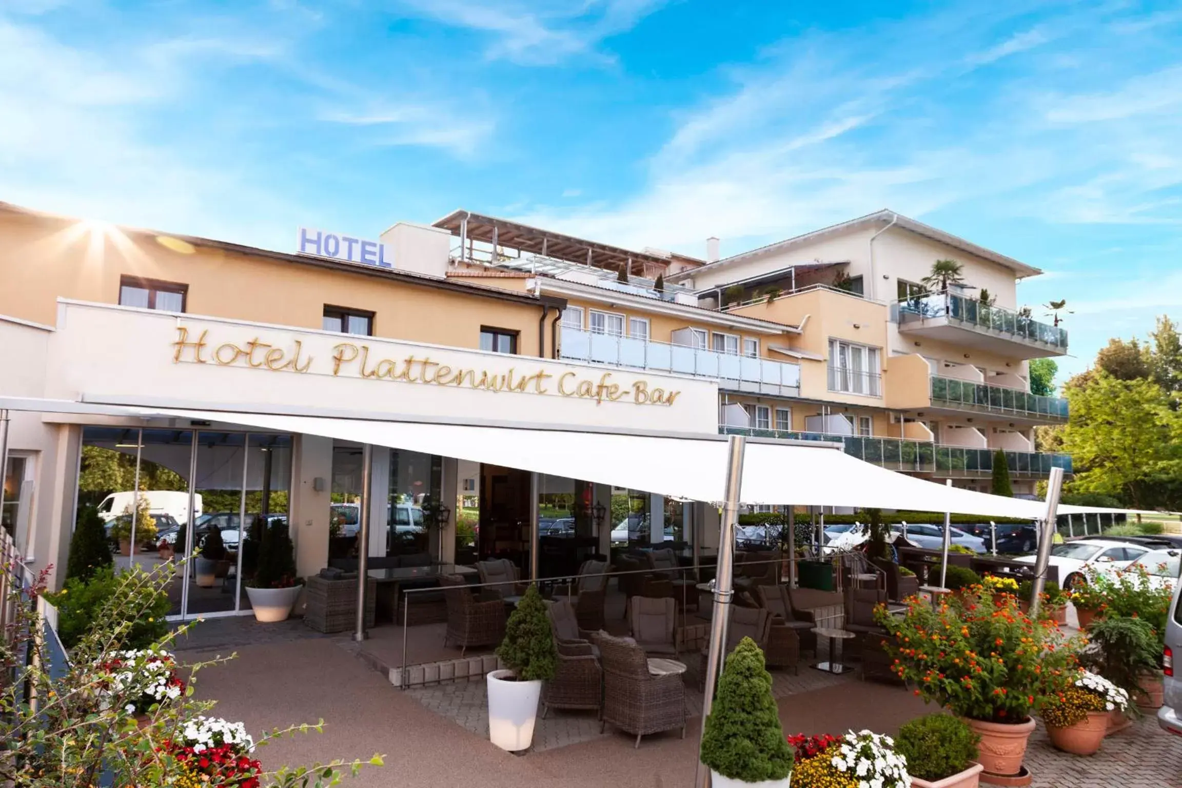 Facade/entrance, Property Building in Hotel Plattenwirt